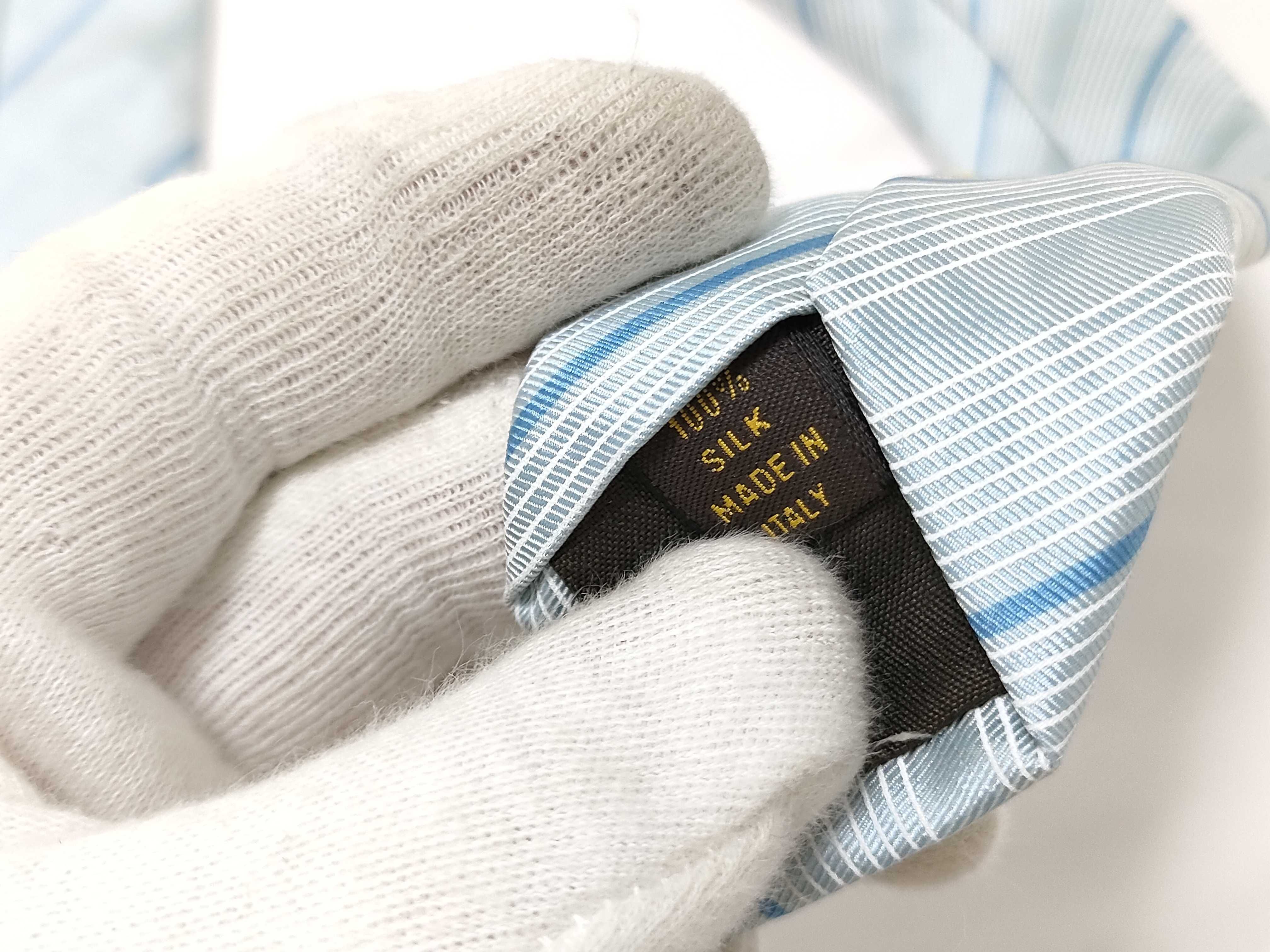 Louis Vuitton Blue and Silver Diagonal Striped Silk Men's Tie
