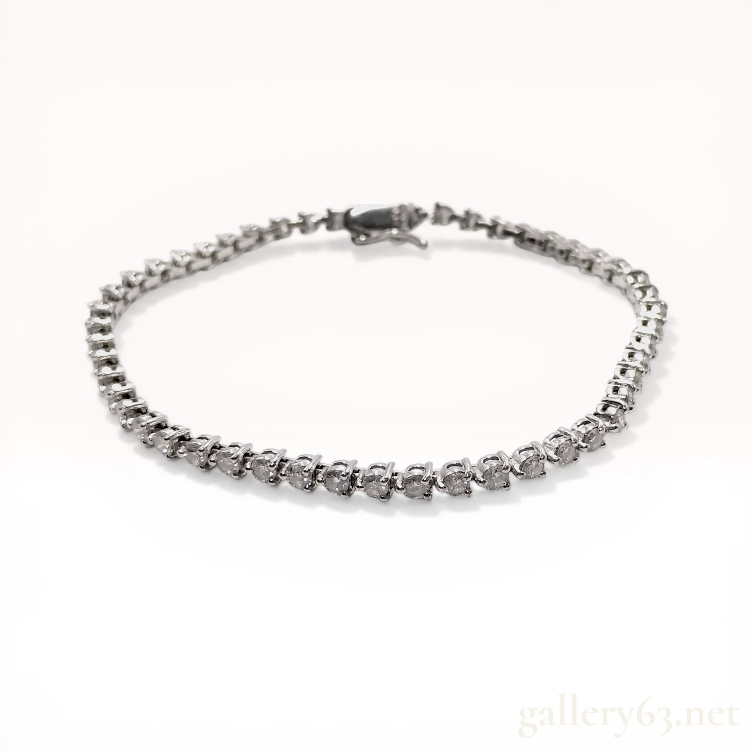 Platinum and 3.00ctw Natural Diamond Tennis Bracelet