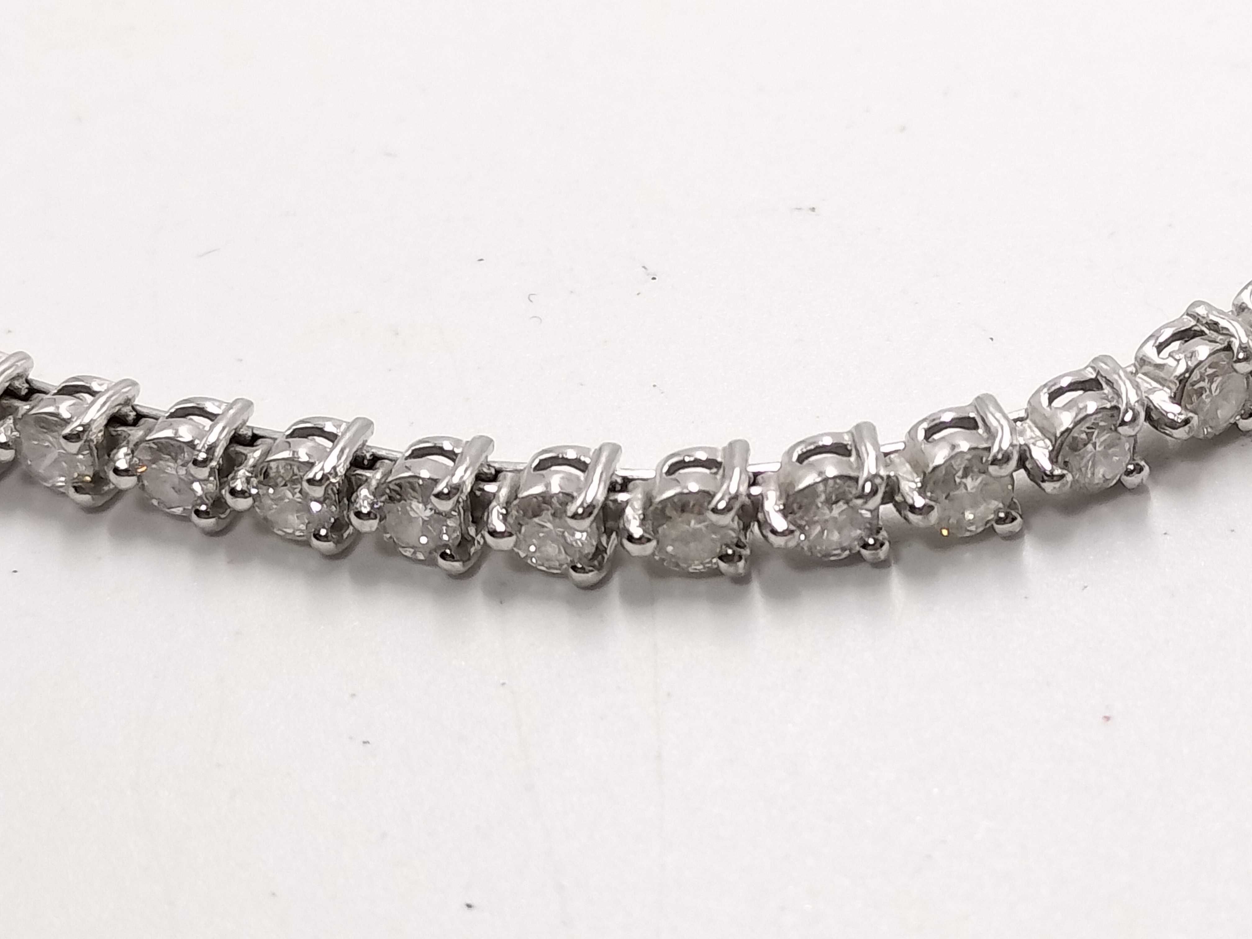Platinum and 3.00ctw Natural Diamond Tennis Bracelet