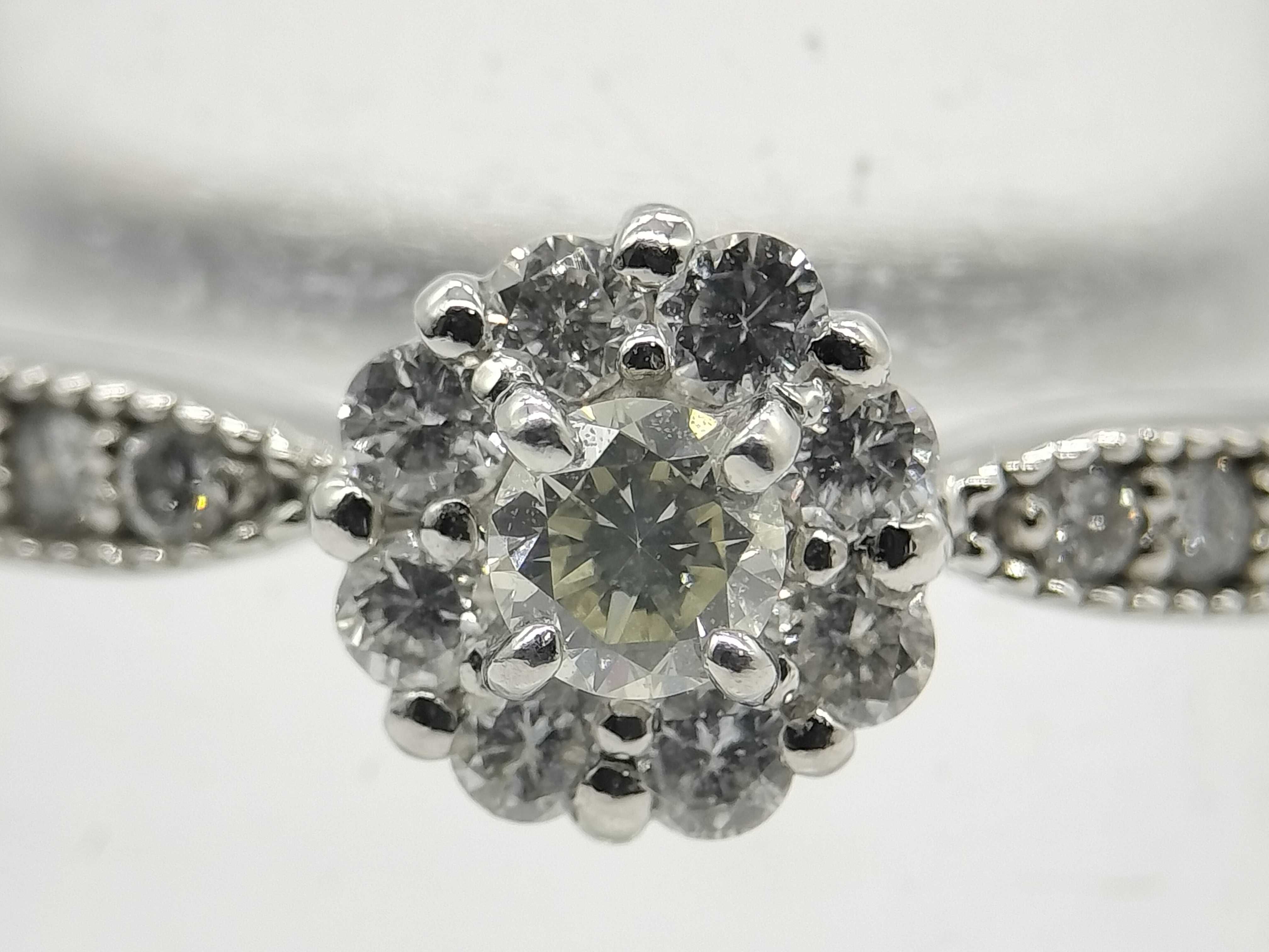 Platinum Diamond Halo Cluster Ring