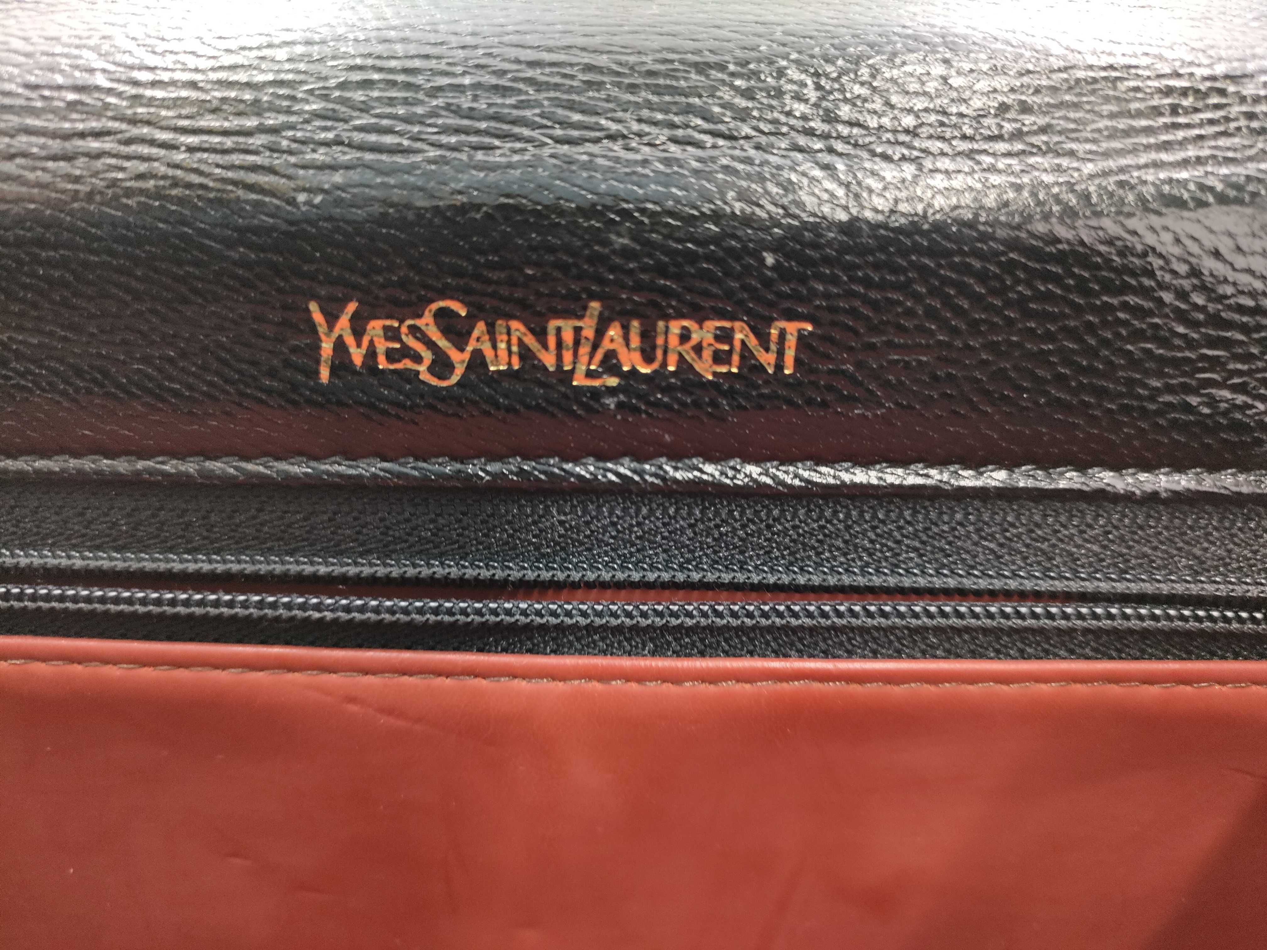 Yves Saint Laurent Vintage Brogue Detailed Accordion Shoulder Bag
