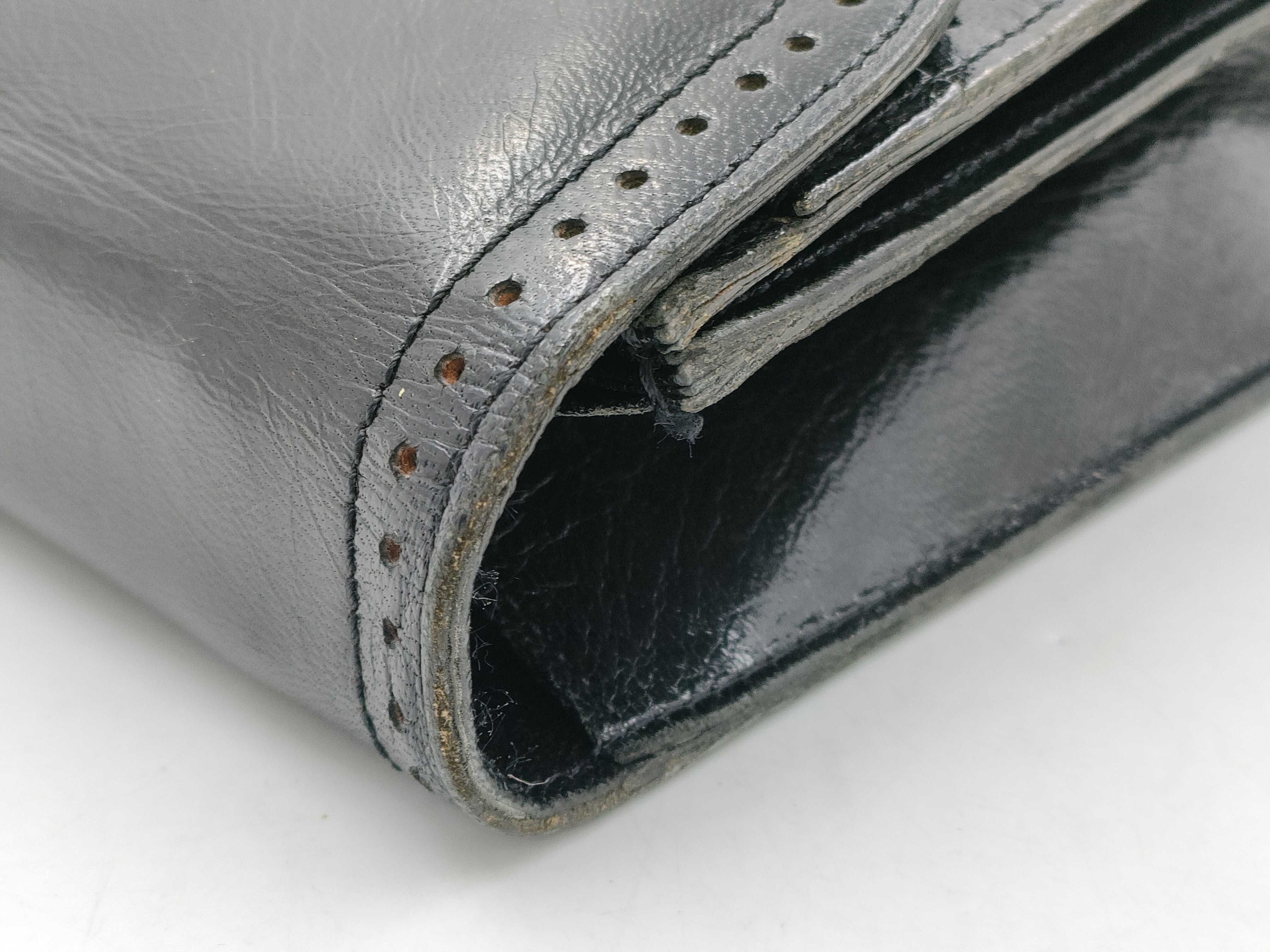 Yves Saint Laurent Vintage Brogue Detailed Accordion Shoulder Bag