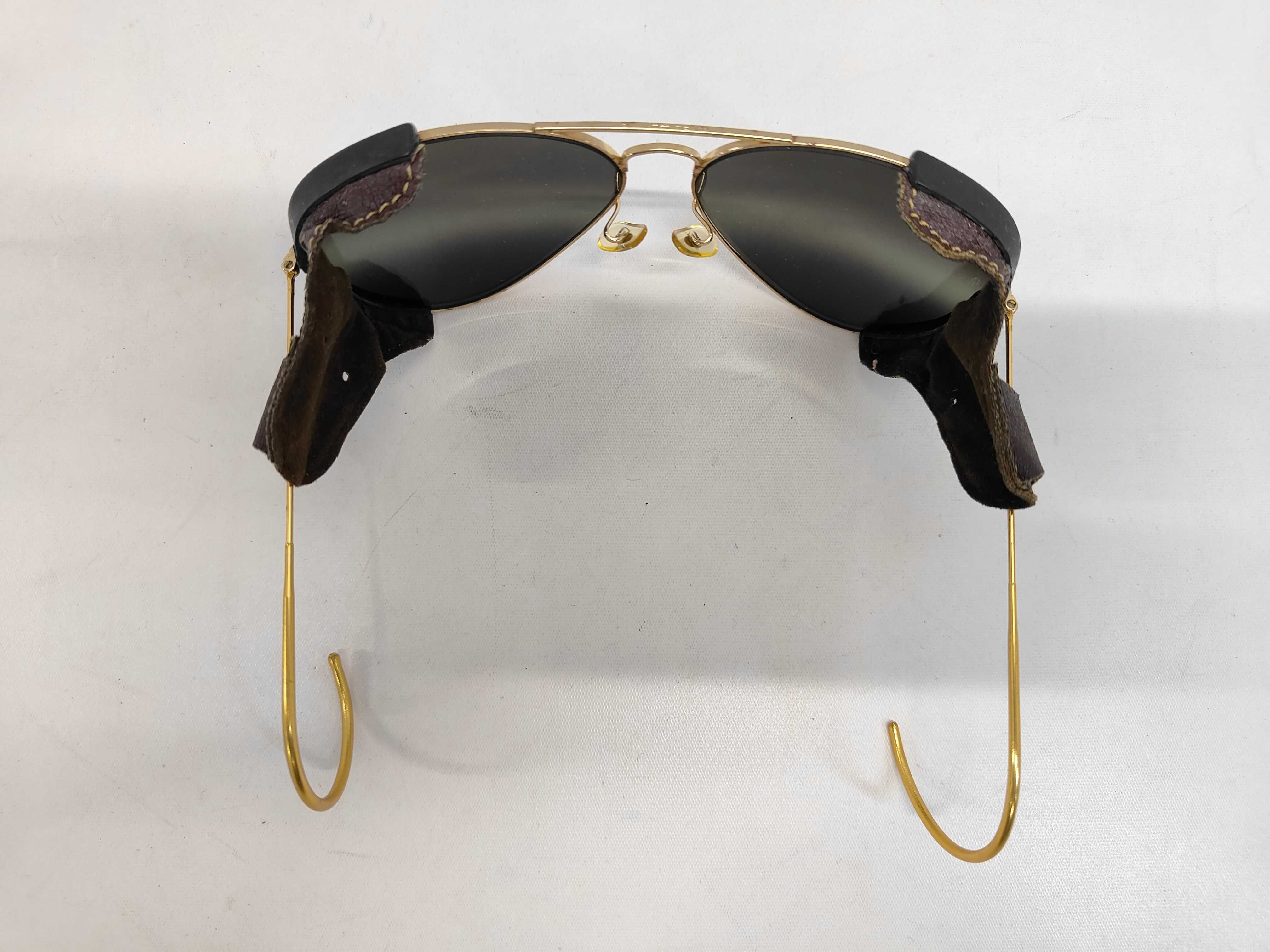 Vintage Ray-Ban Bausch & Lomb Gold-Toned Aviator Sunglasses with Leather Side Shields