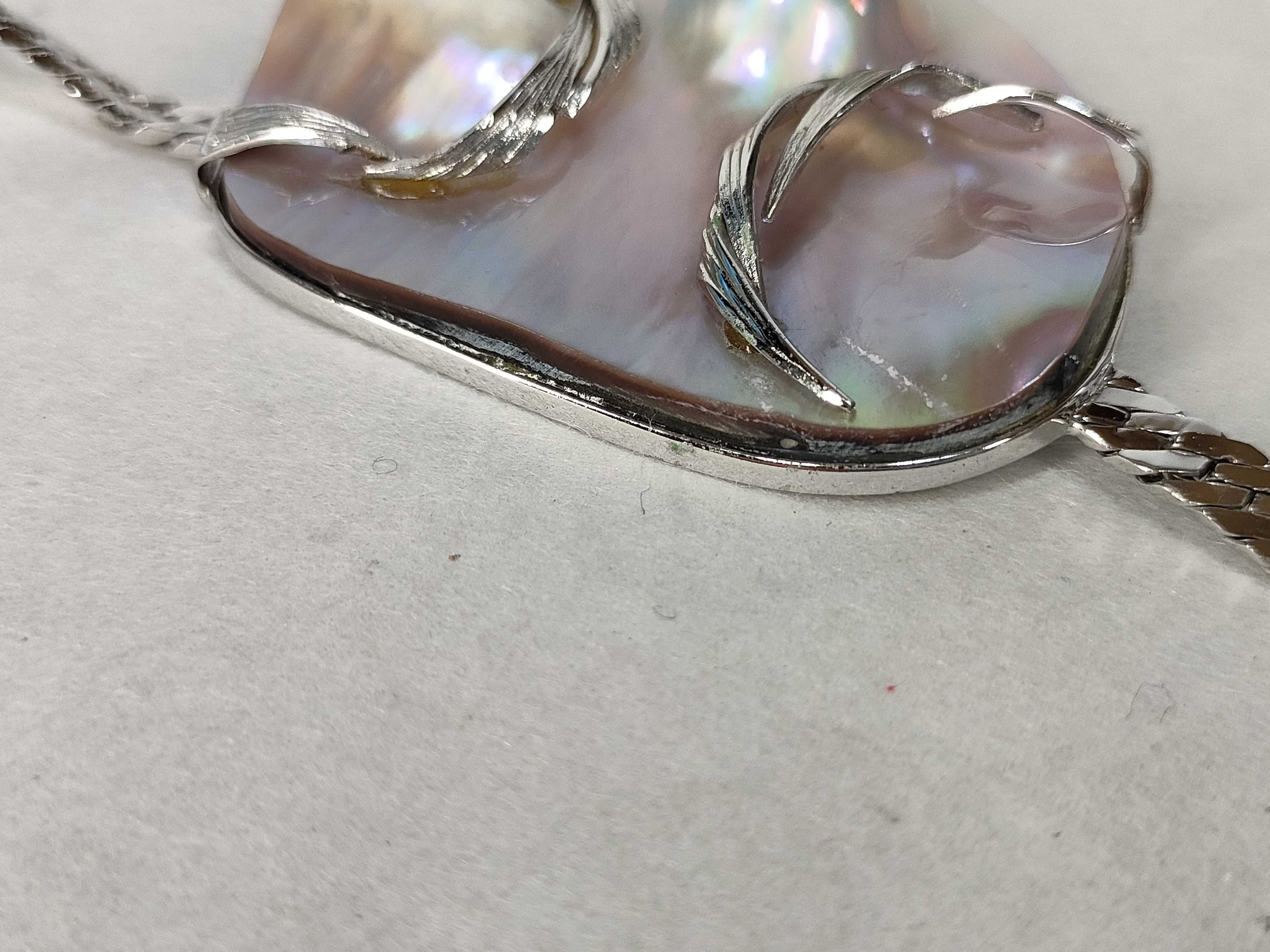 Sterling Silver and Large Blister Pearl Integrated Pendant Necklace