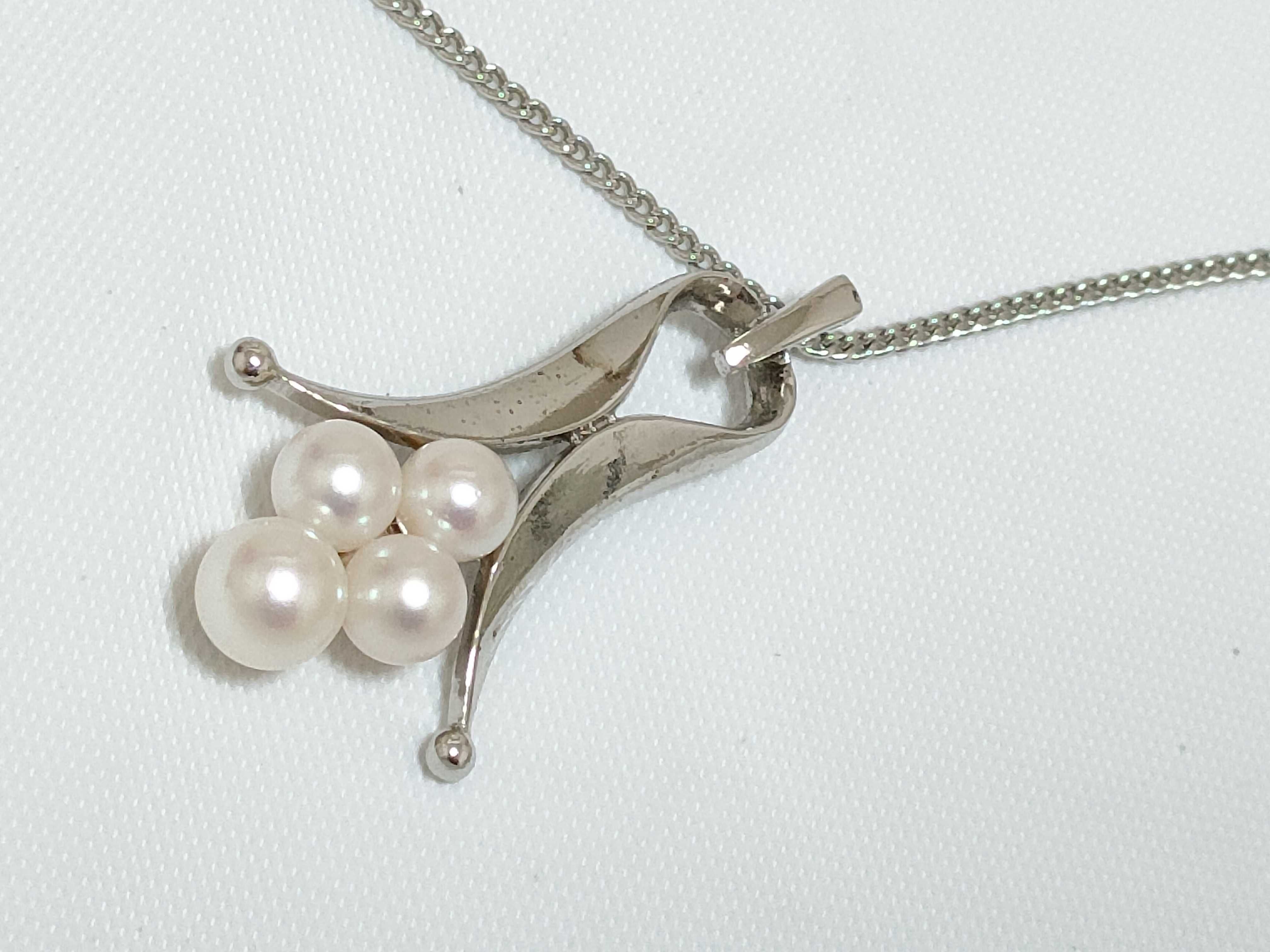 Vintage Modernist Silver and Cultured Pearl Pendant Necklace