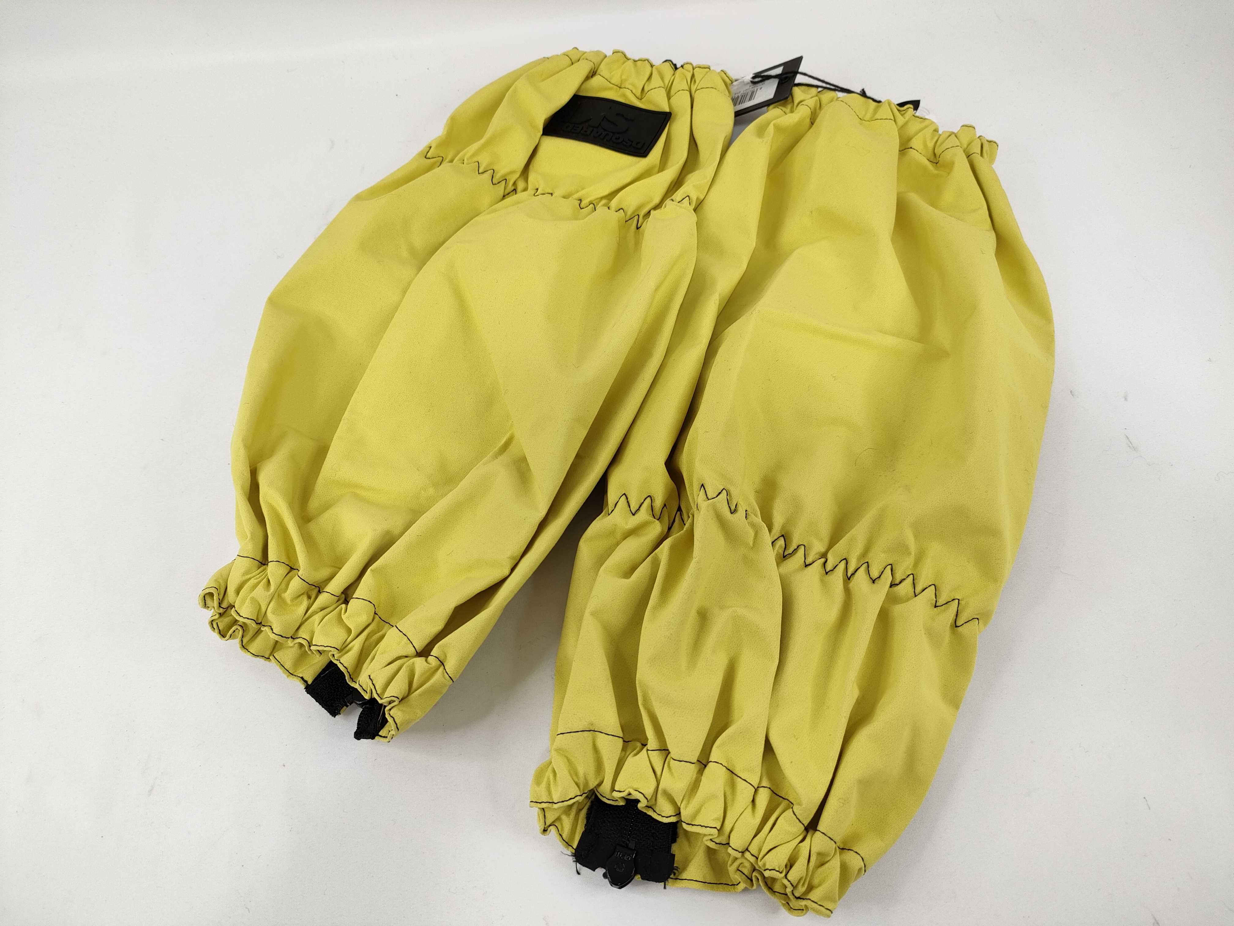 A Pair of Dsquared2 Ski Acid Yellow Technical Zippered Gaiters