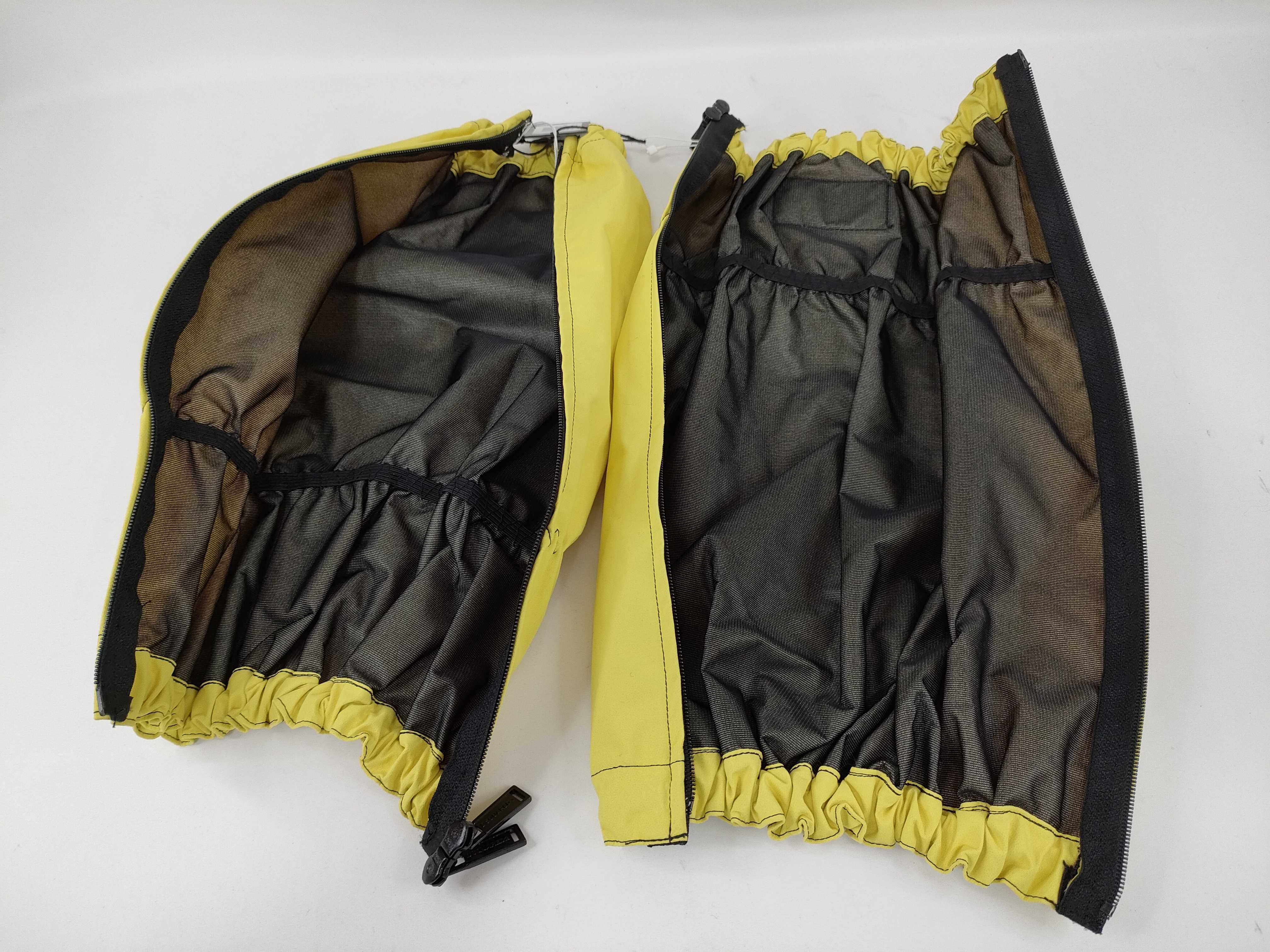 A Pair of Dsquared2 Ski Acid Yellow Technical Zippered Gaiters