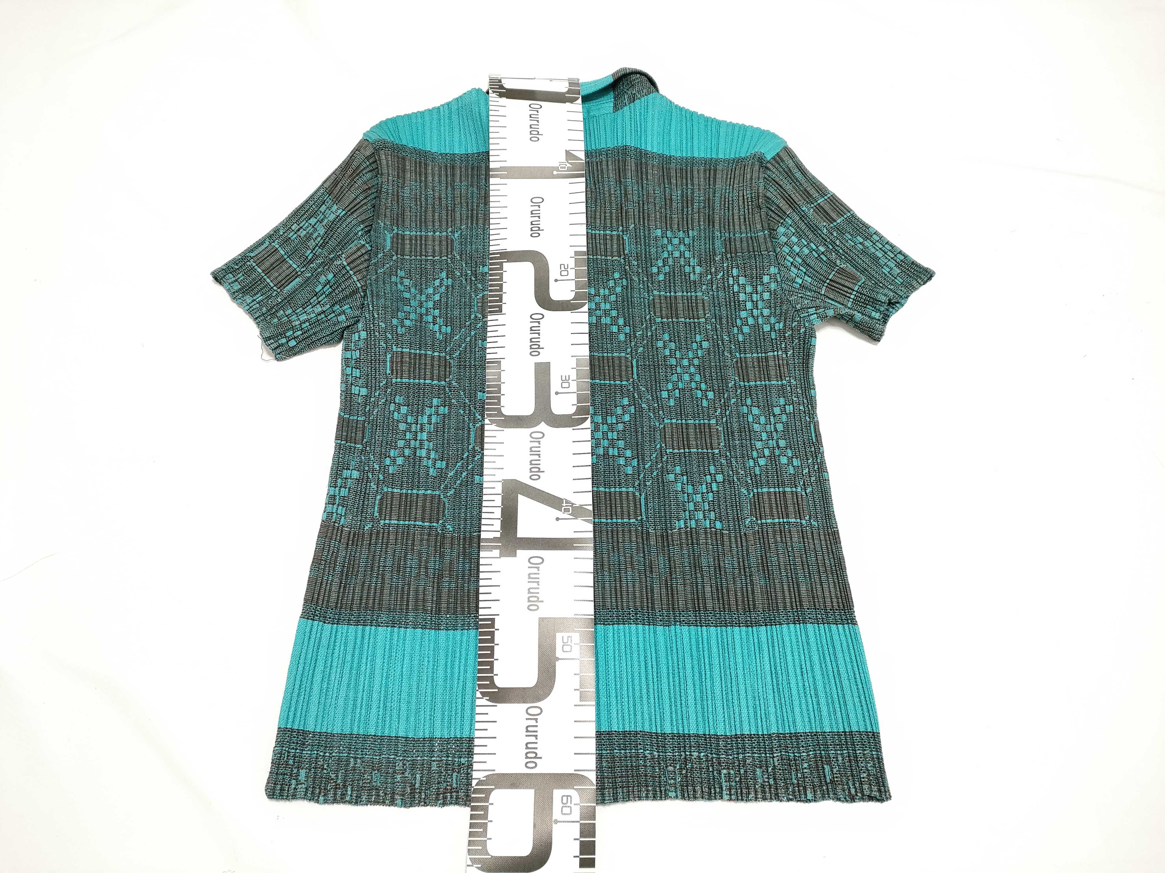 Pleats Please Issey Miyake Patterned Short-Sleeved Pleated Shirt