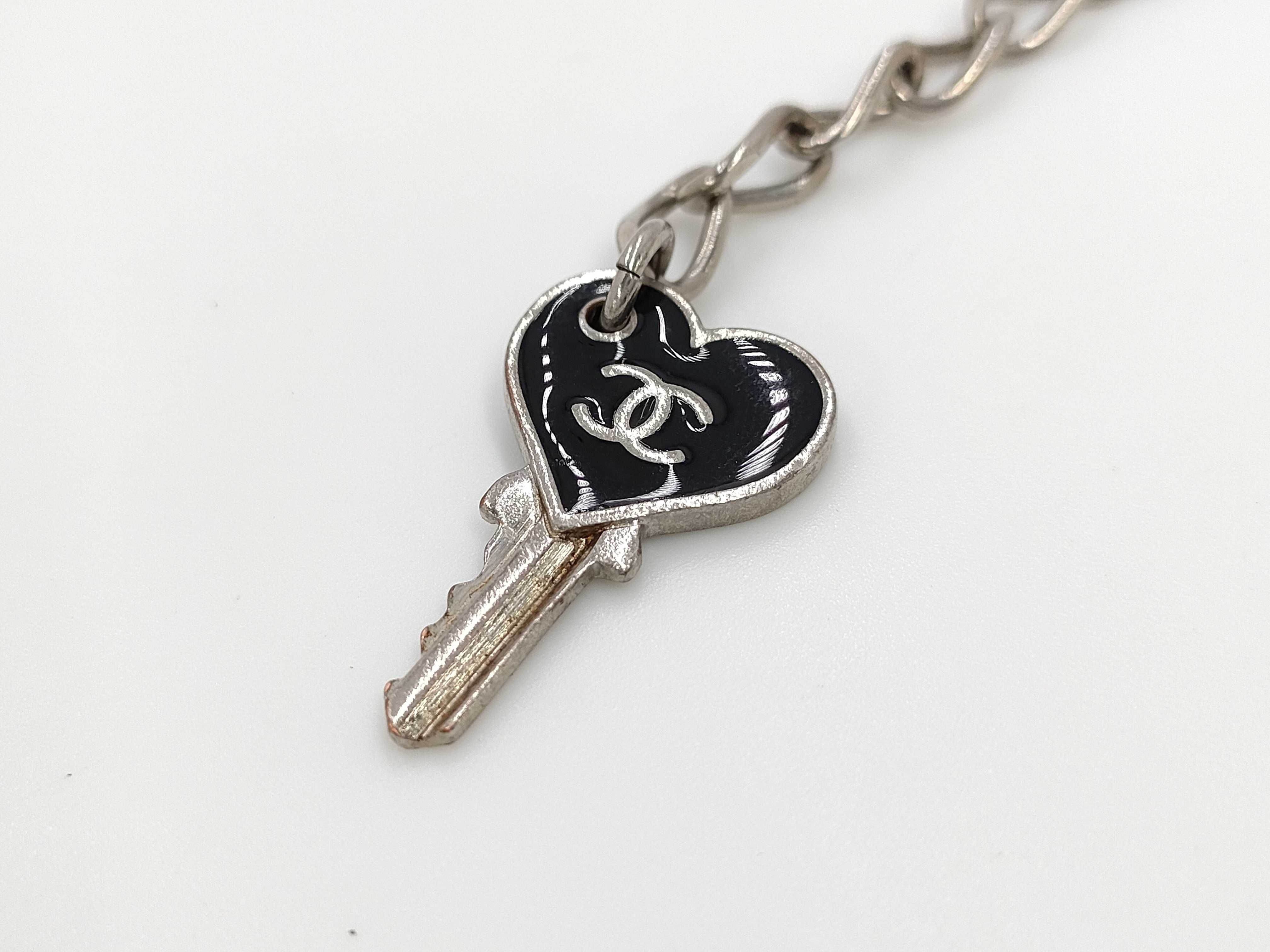 07P Chanel Lock Motif Chain Bracelet with Padlock and Key Charm 7"