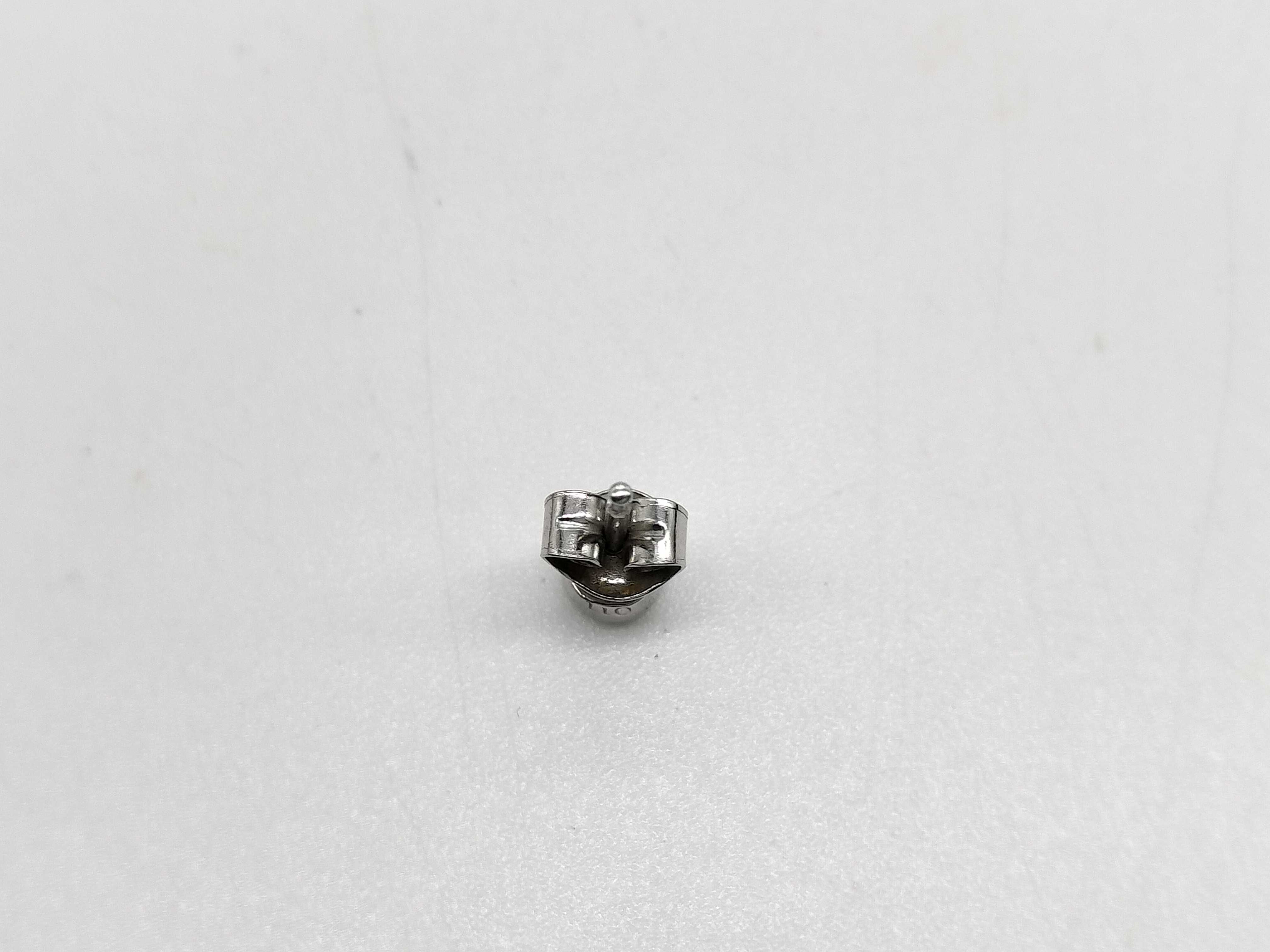 Single Platinum and Bezel Set Diamond Stud Earring