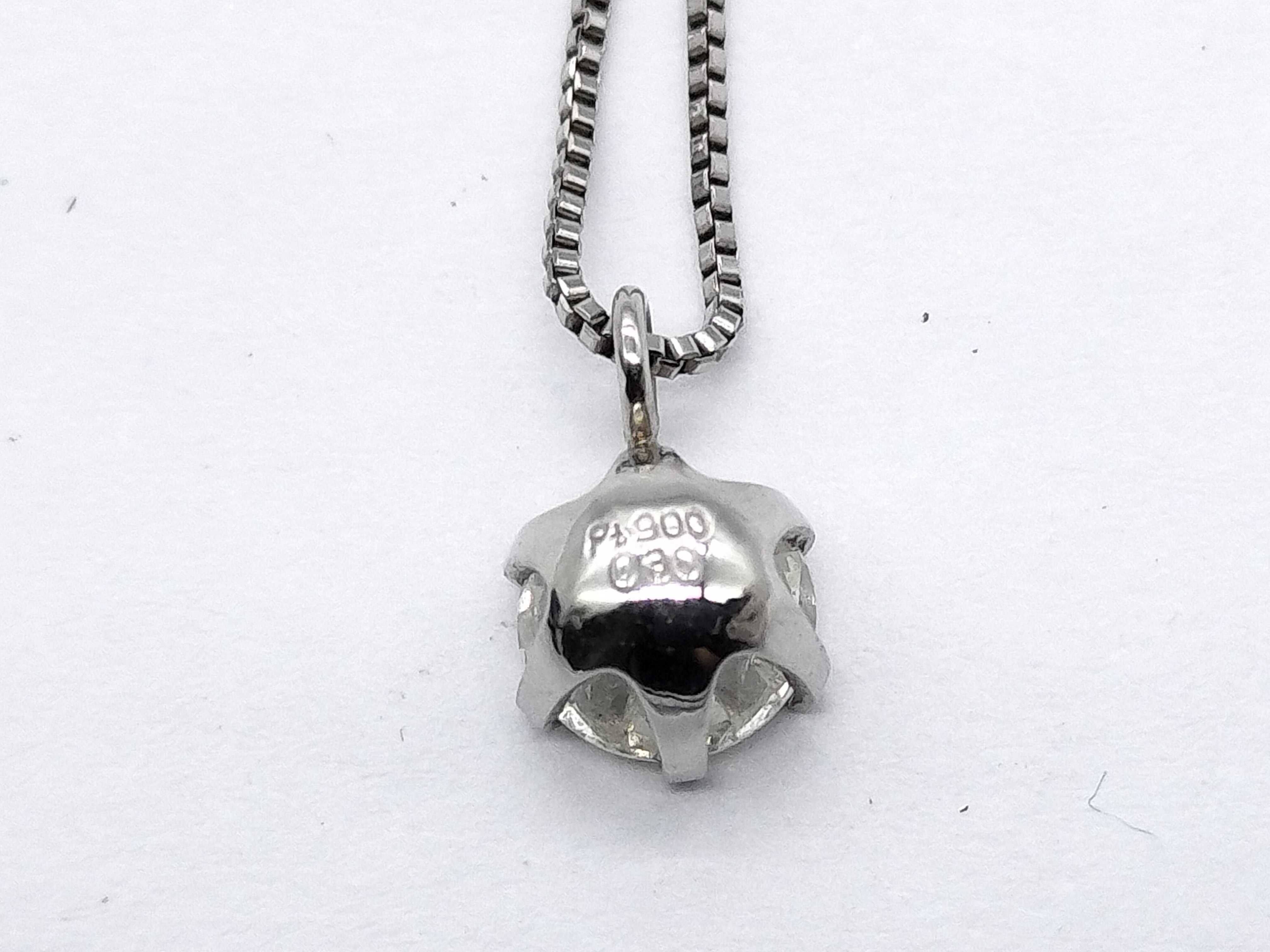 Platinum Diamond Solitaire Pendant Necklace