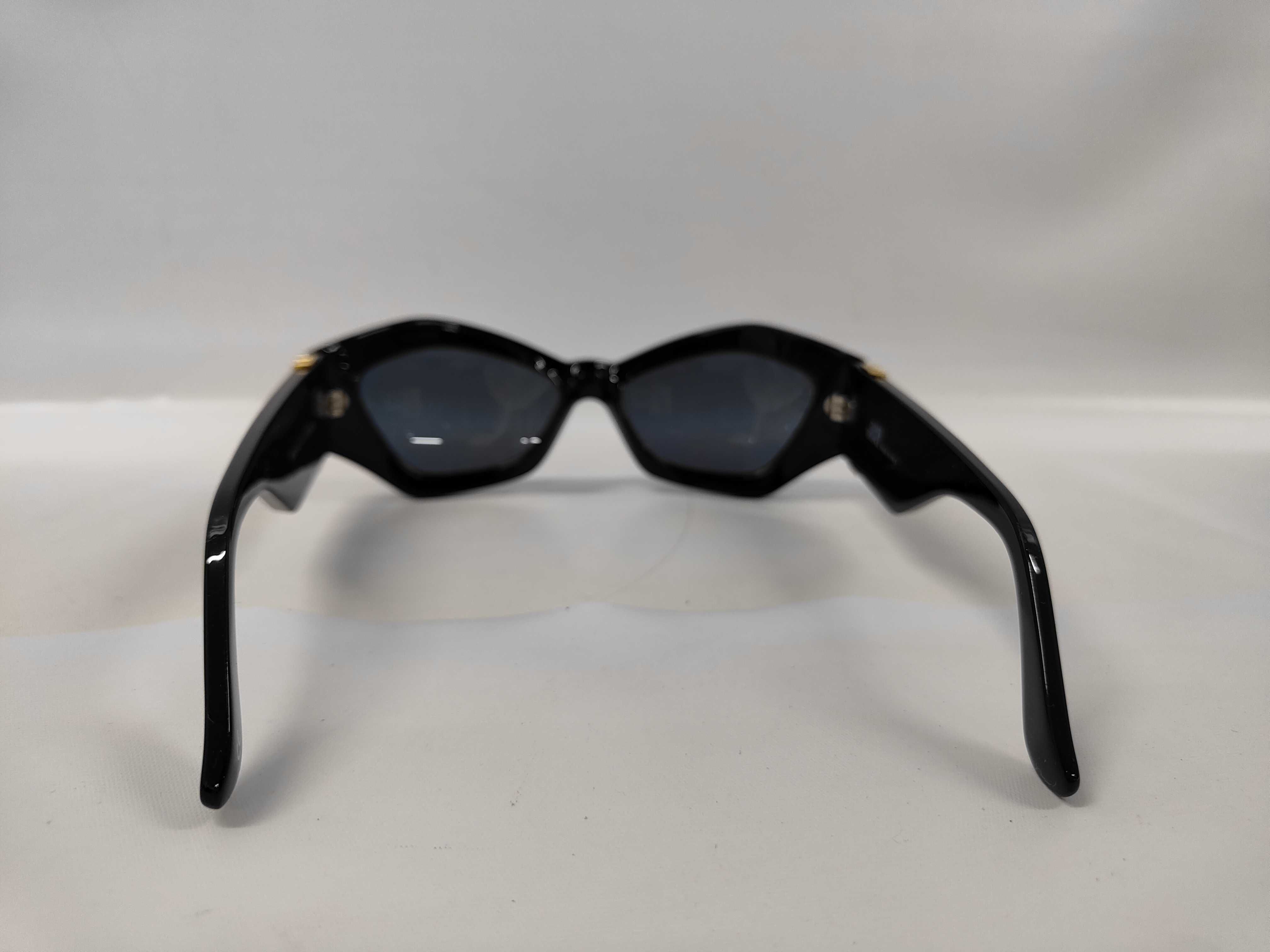 Vintage Gianni Versace Mod. 421/A Black Acetate Sunglasses