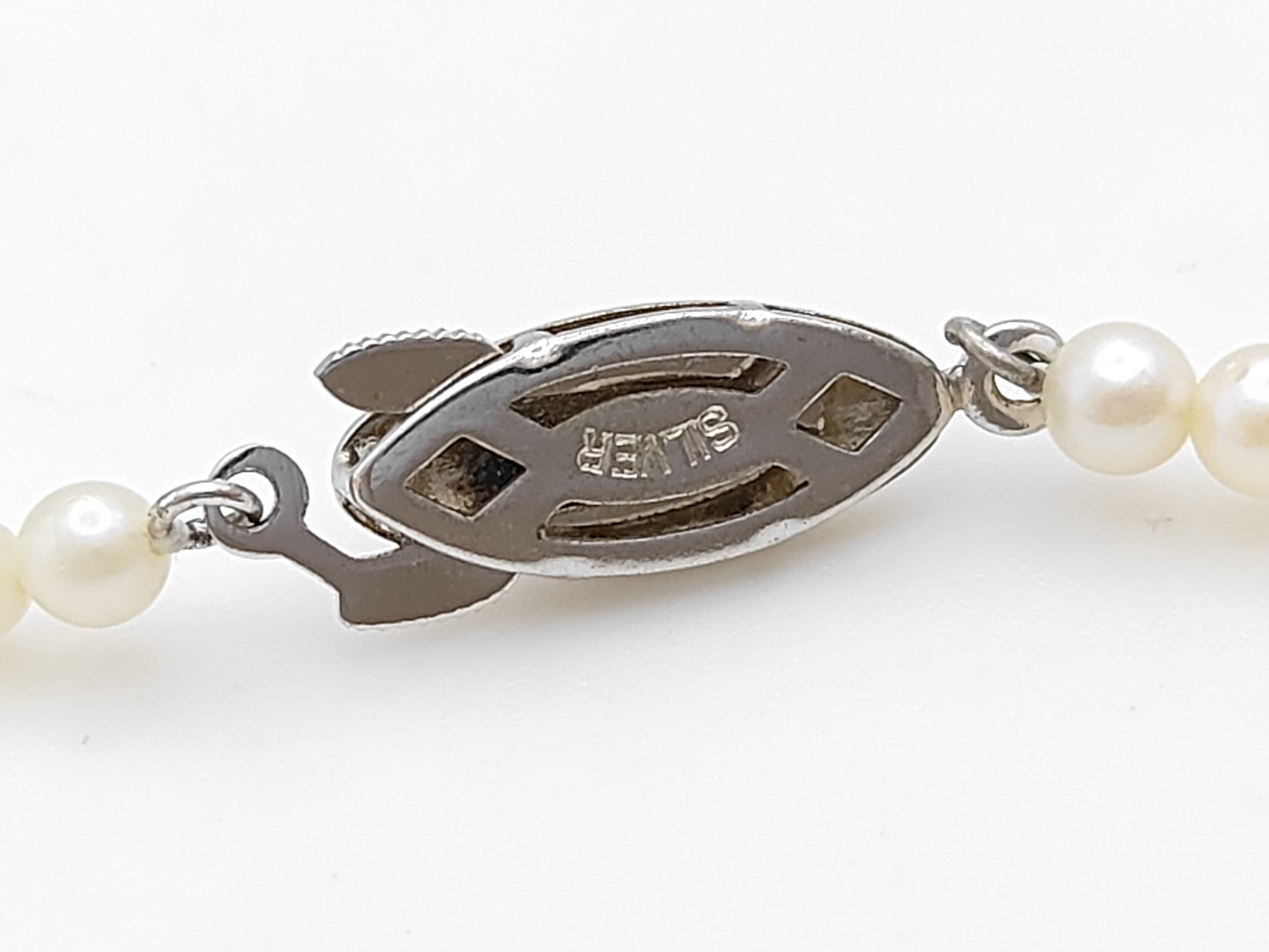 Vintage Graduated Semi-Round Pearl Necklace with Silver Clasp