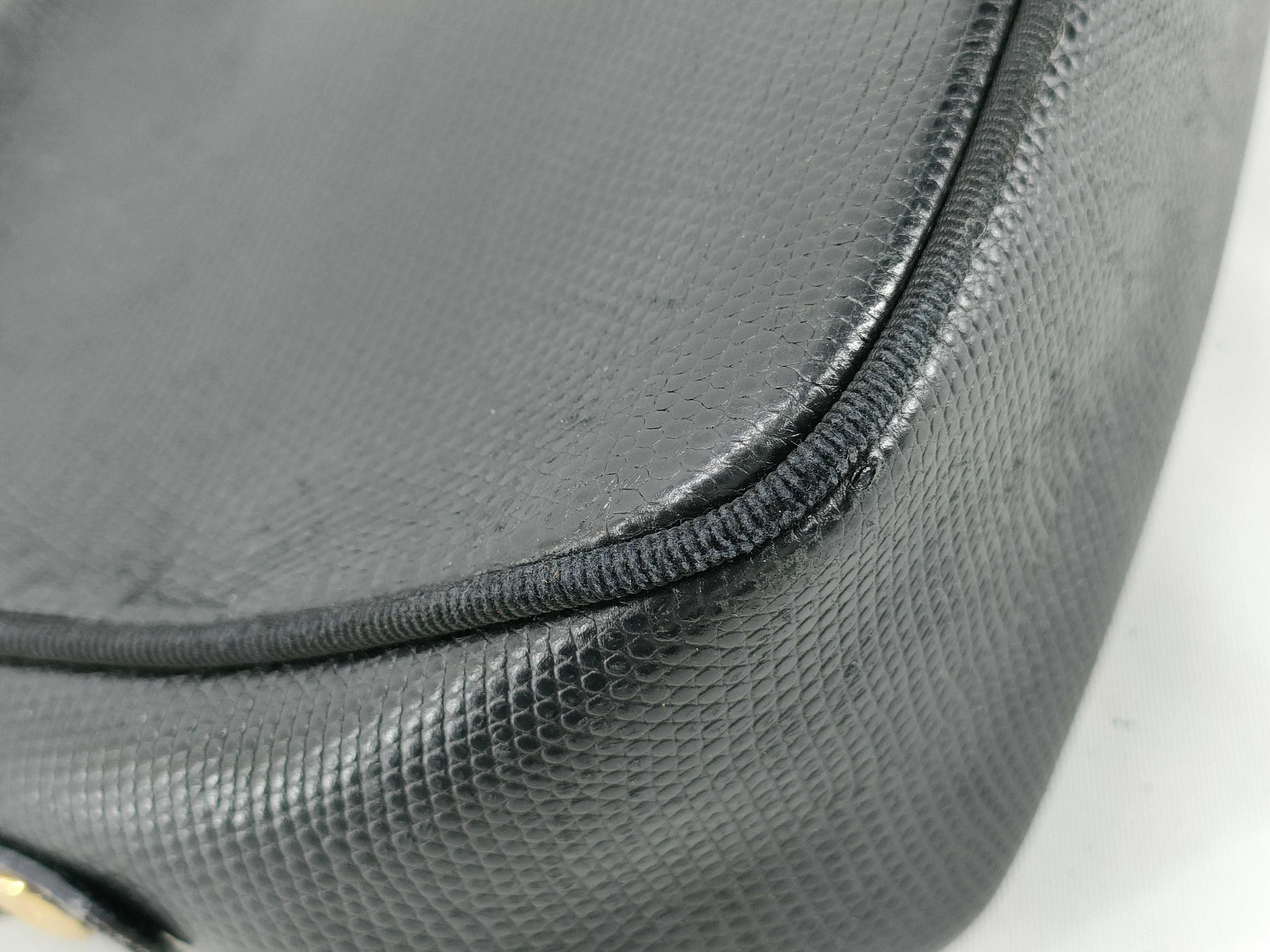 Salvatore Ferragamo Vara Lizard-Embossed Leather Camera Bag