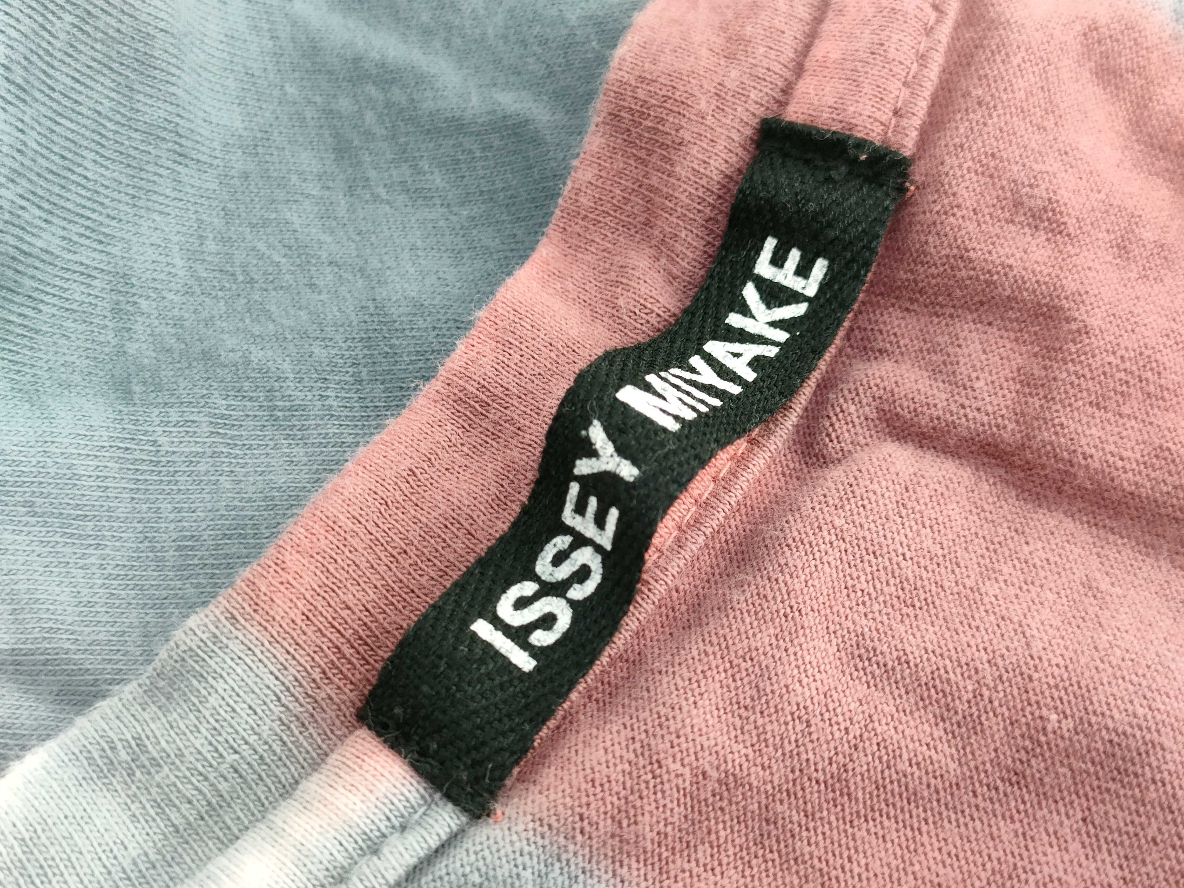 Issey Miyake Men's Plaid Cotton Short Sleeve T-Shirt