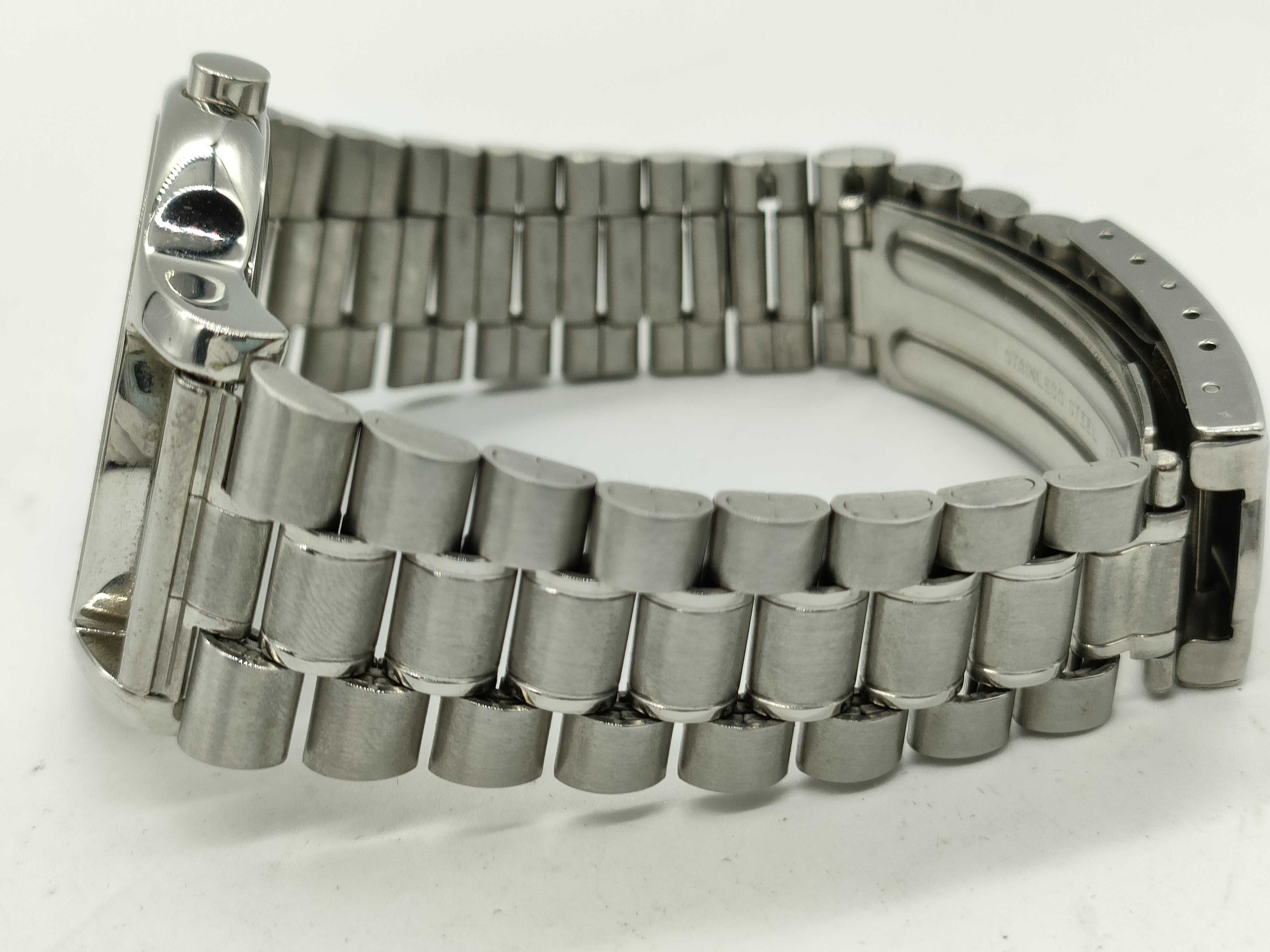 Bvlgari Solotempo Stainless Steel Wristwatch ST 35 S