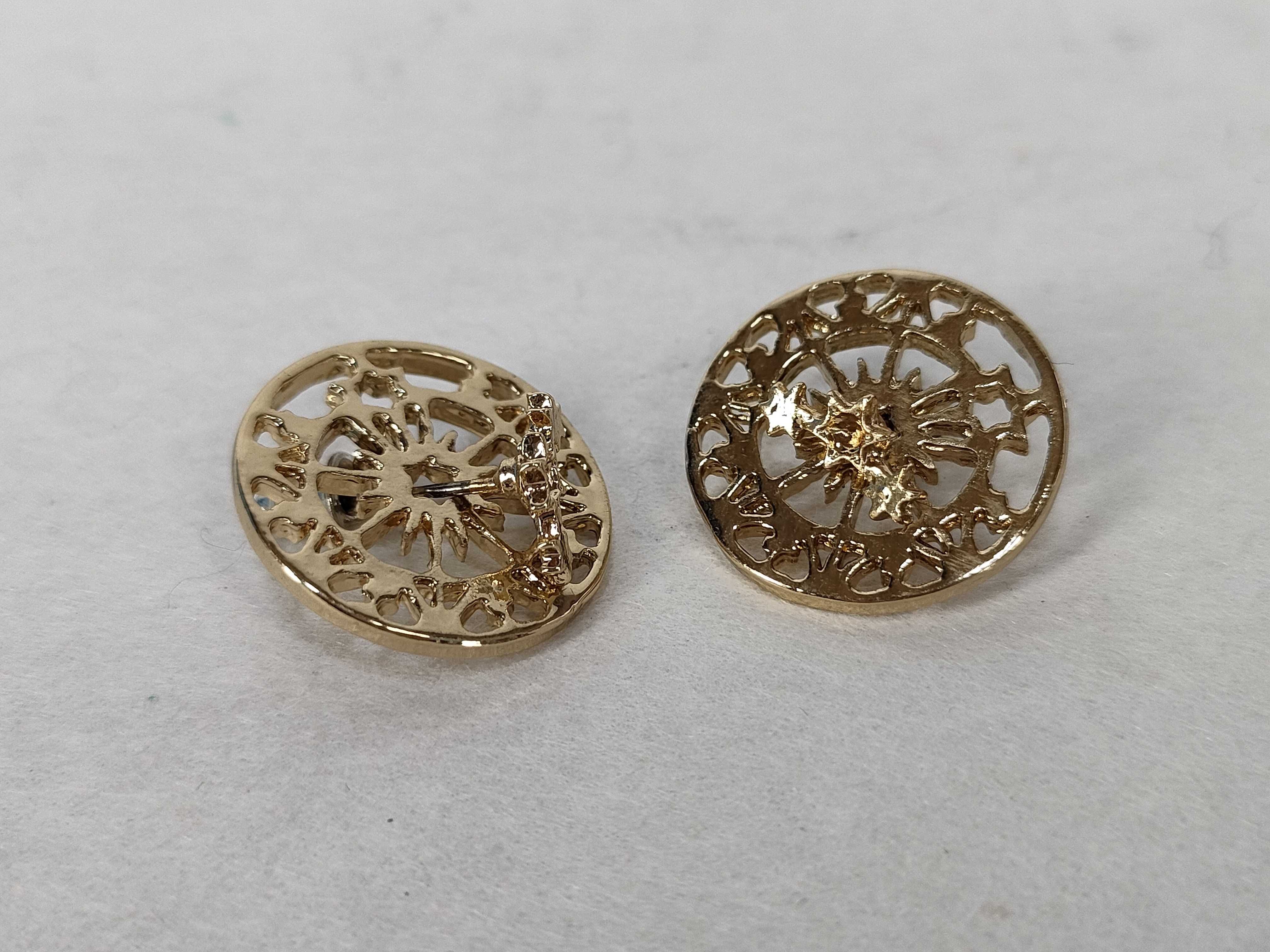 An Assortment of Gold-Tone Fashion Stud Earrings Including Market Gate Style Filigree