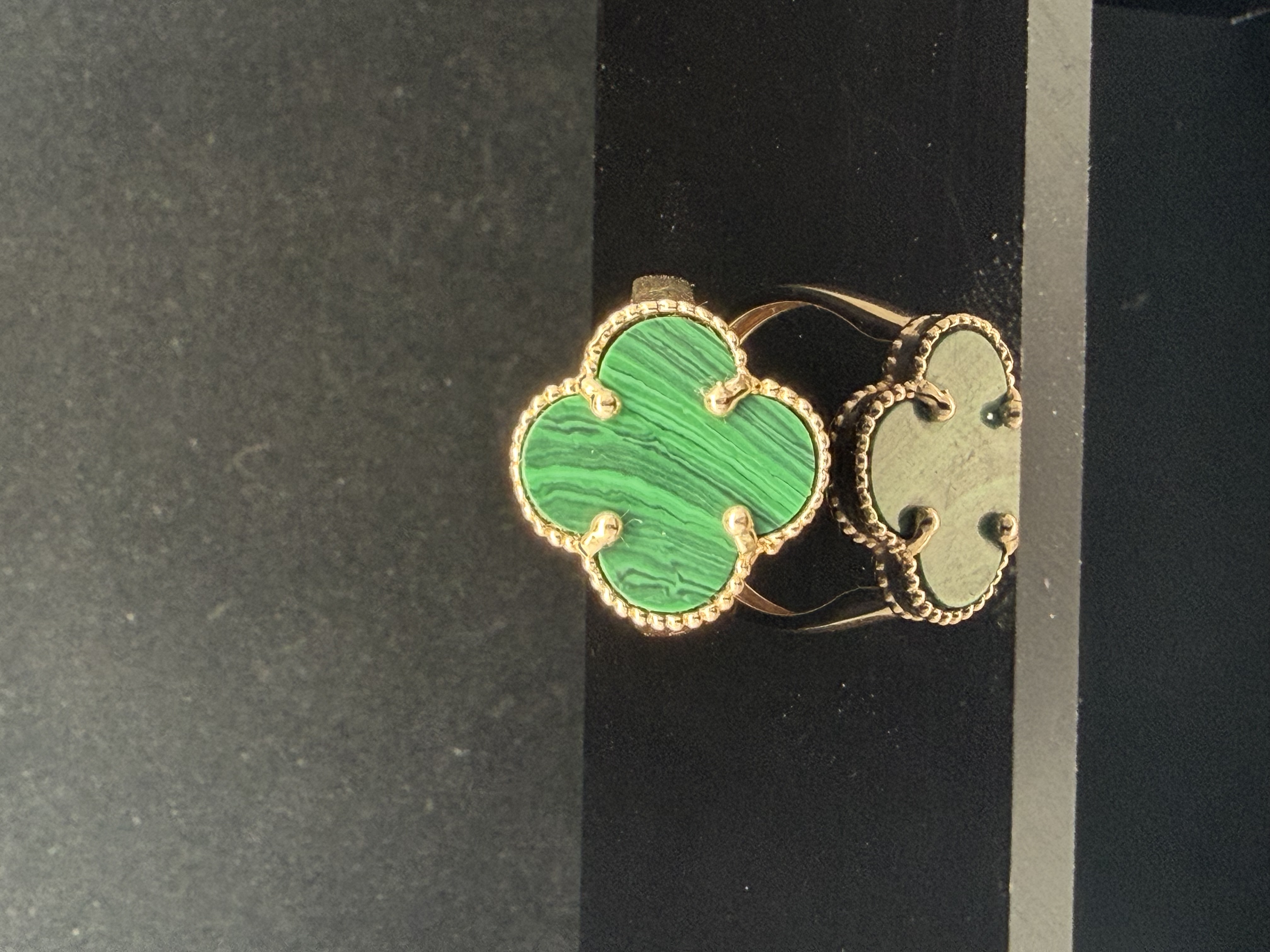 14k Clover Malachite Ring