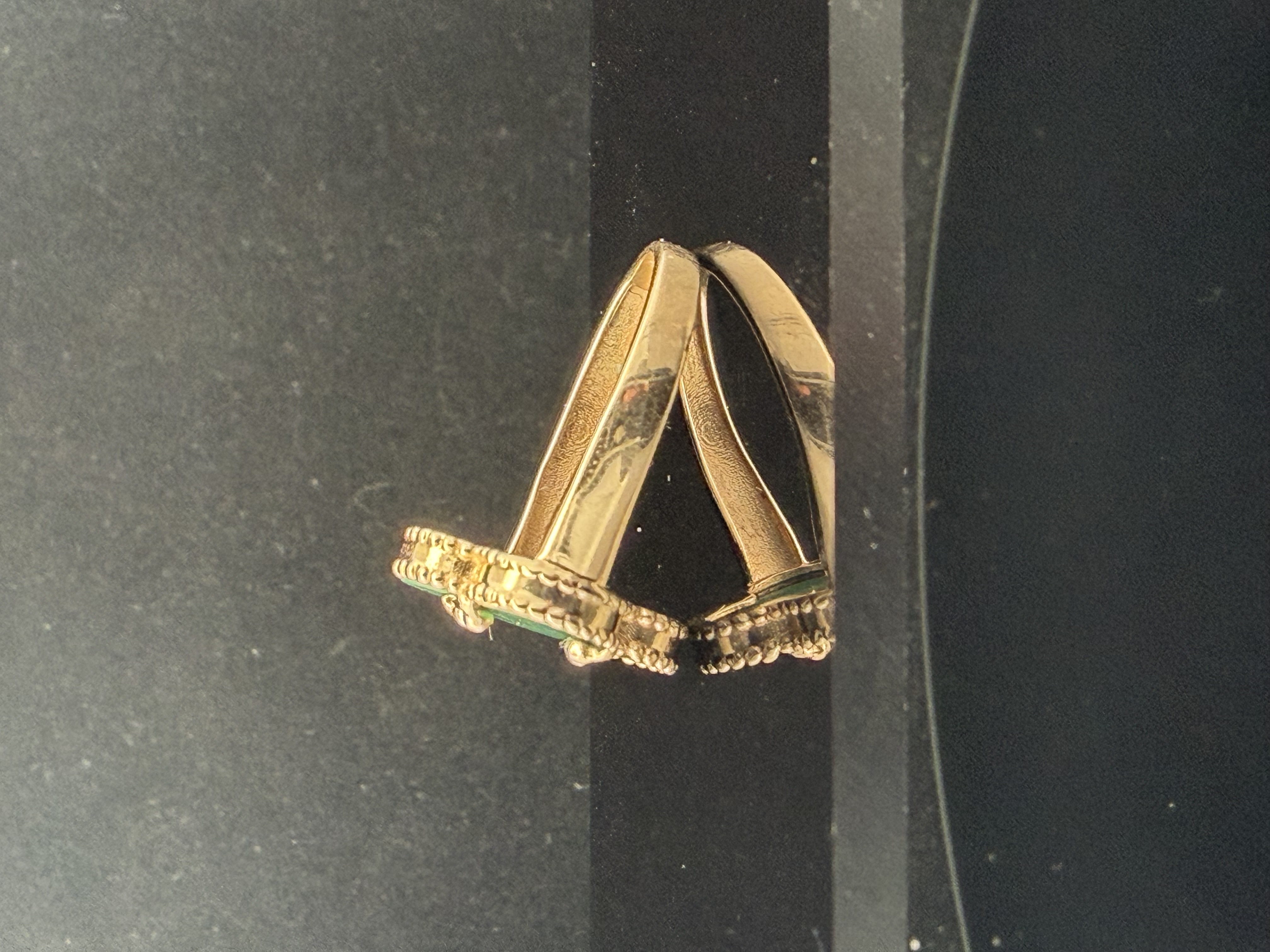 14k Clover Malachite Ring