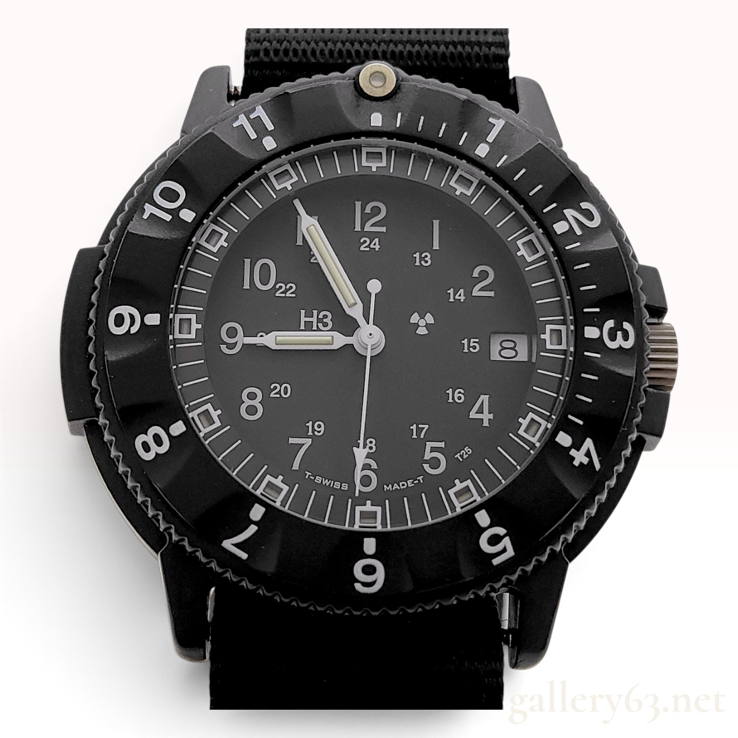 Traser H3 P6500 Type 6 Military Wristwatch Reference P6500.400.33.01
