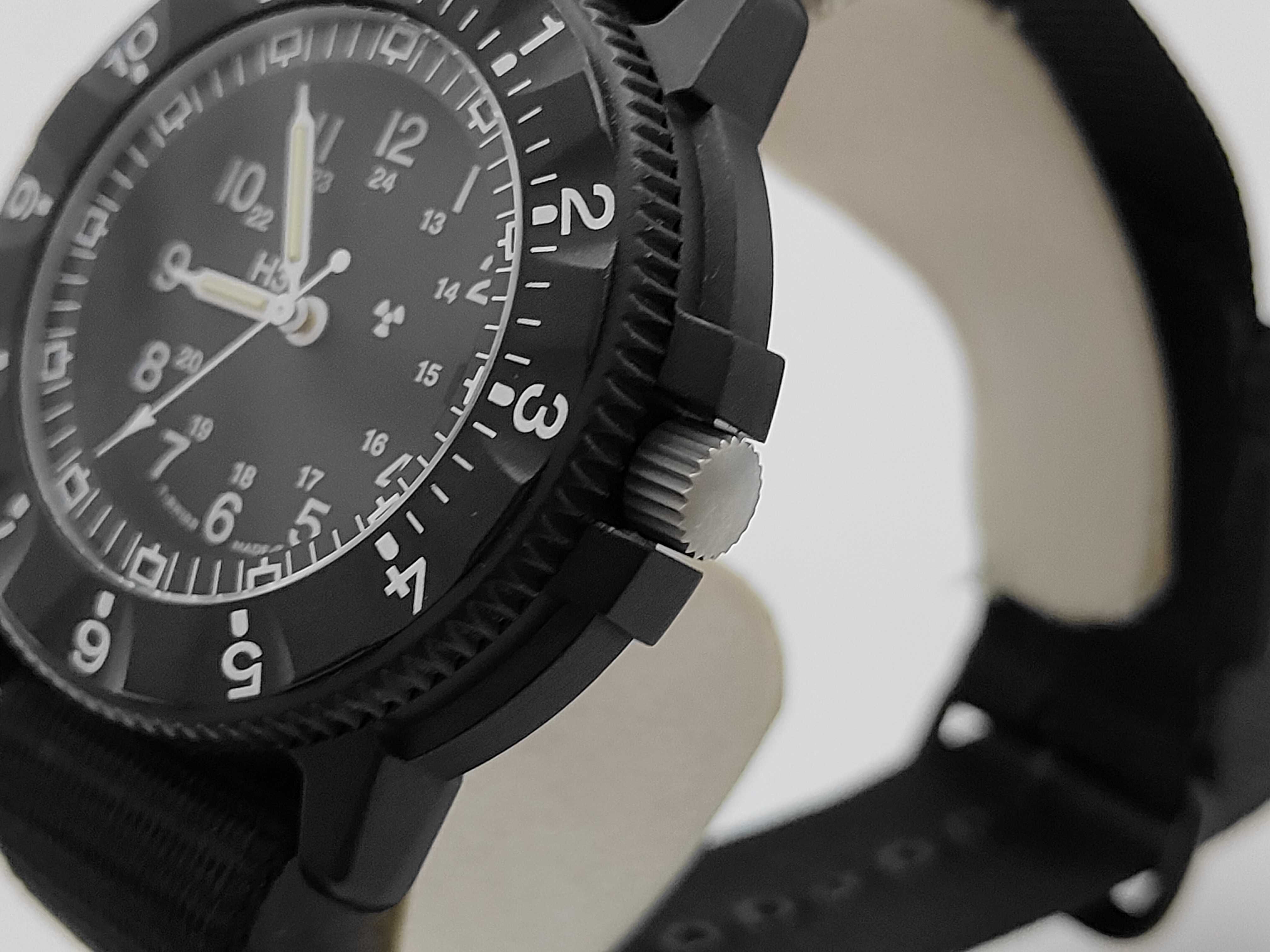 Traser H3 P6500 Type 6 Military Wristwatch Reference P6500.400.33.01