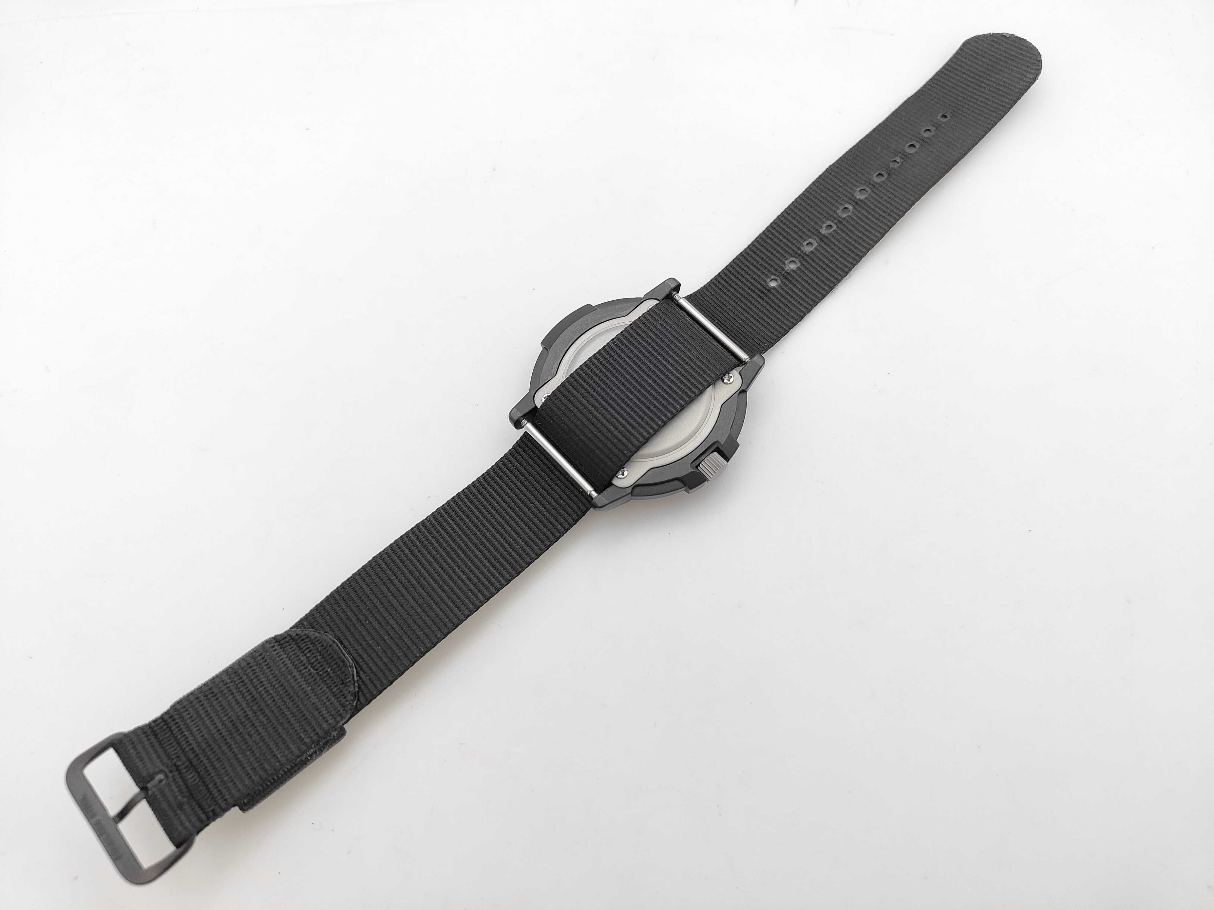 Traser H3 P6500 Type 6 Military Wristwatch Reference P6500.400.33.01