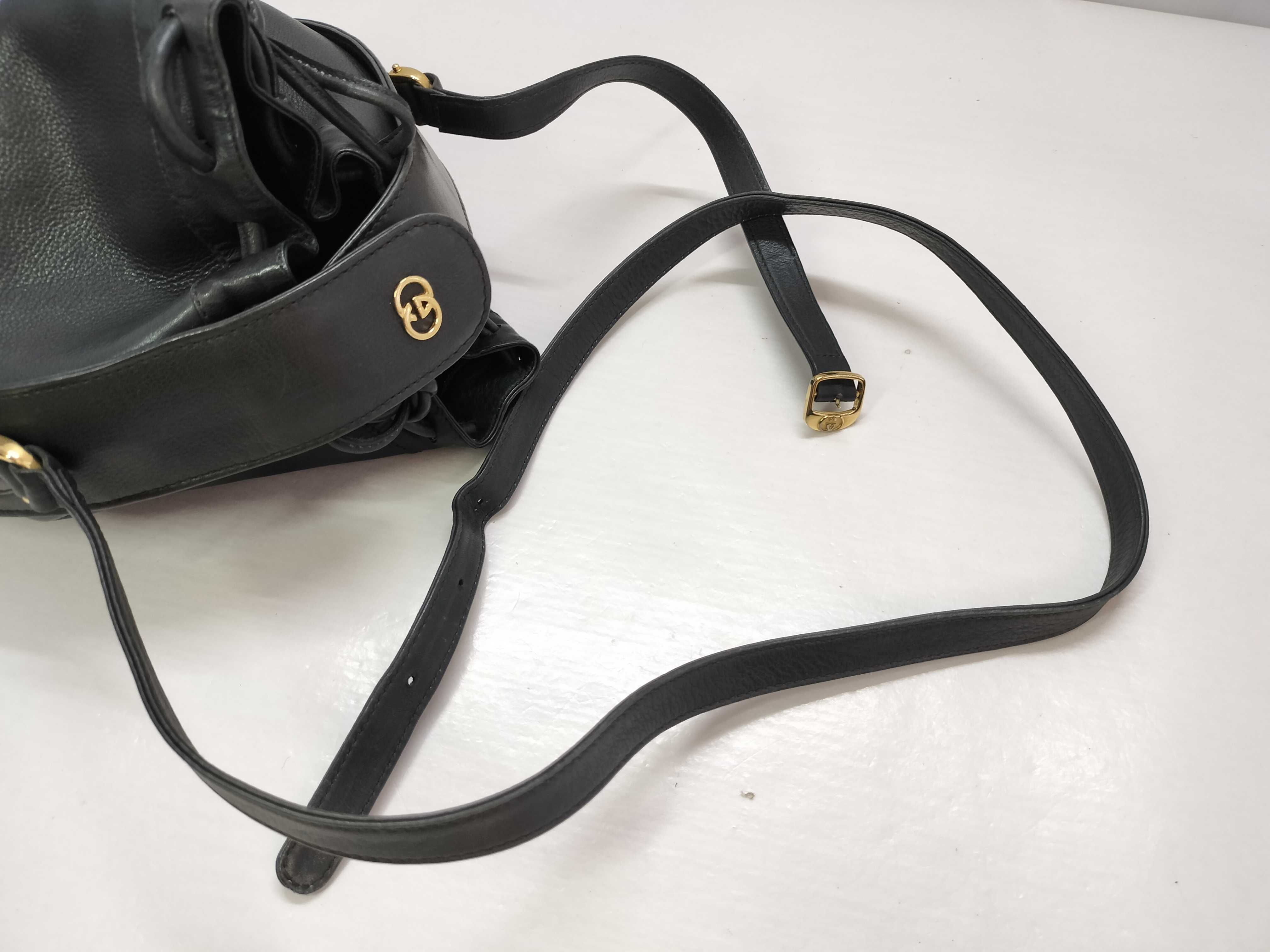 Vintage Gucci Black Grained Leather Drawstring Bucket Bag