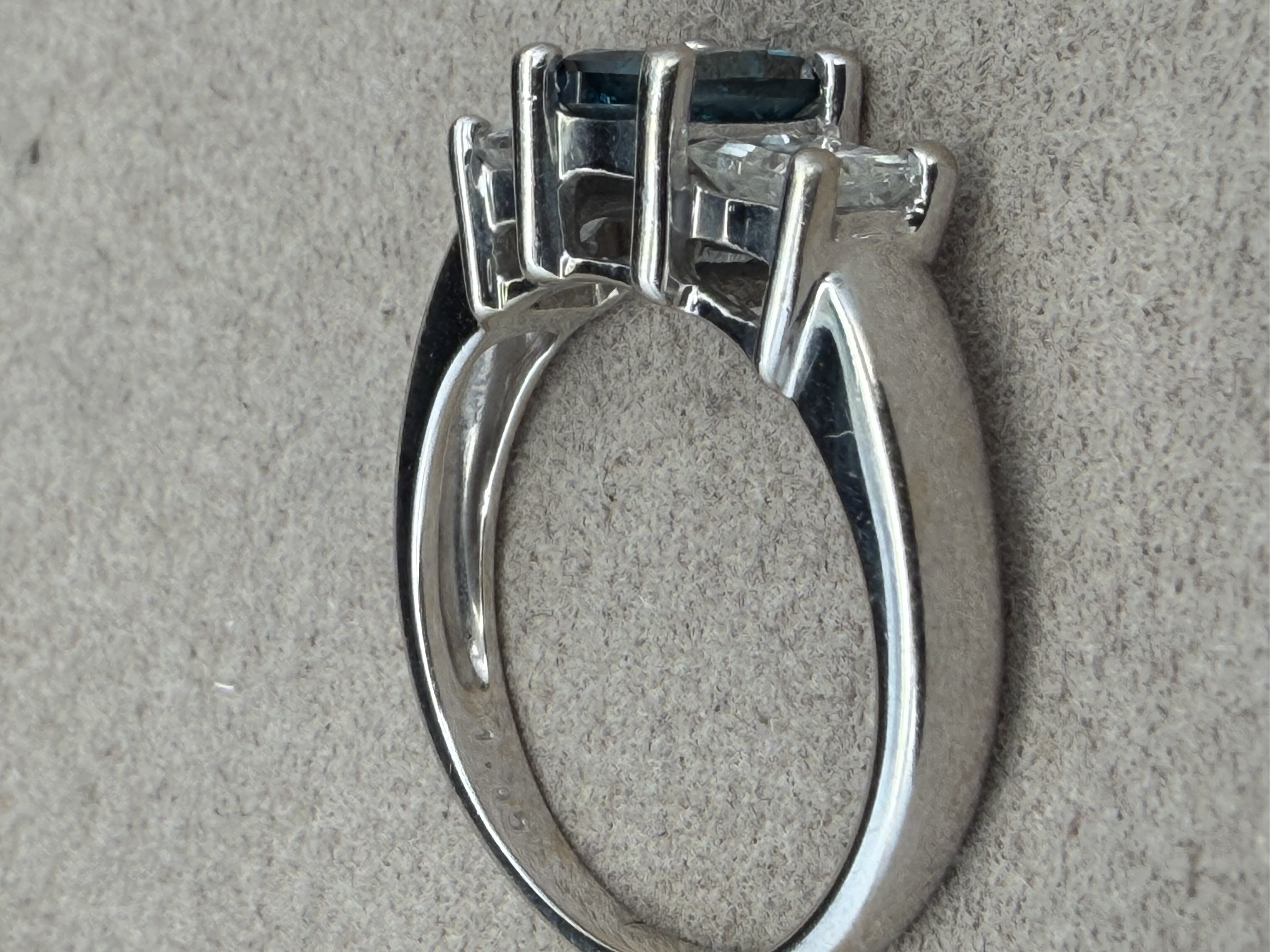 14k Blue and White Diamond Ring