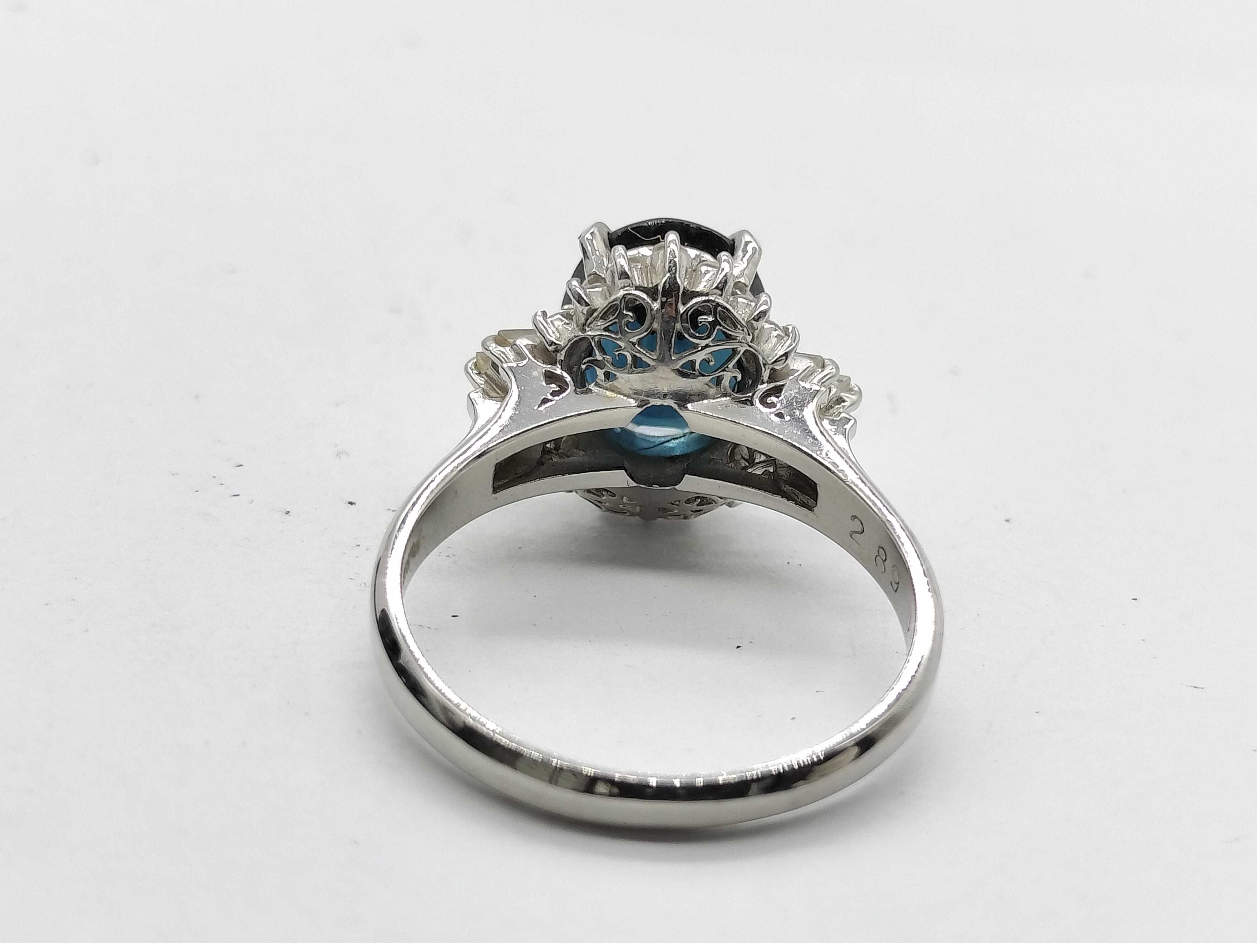 Platinum Blue Sapphire and Diamond Ballerina Cluster Ring 2.89 Carat Sapphire