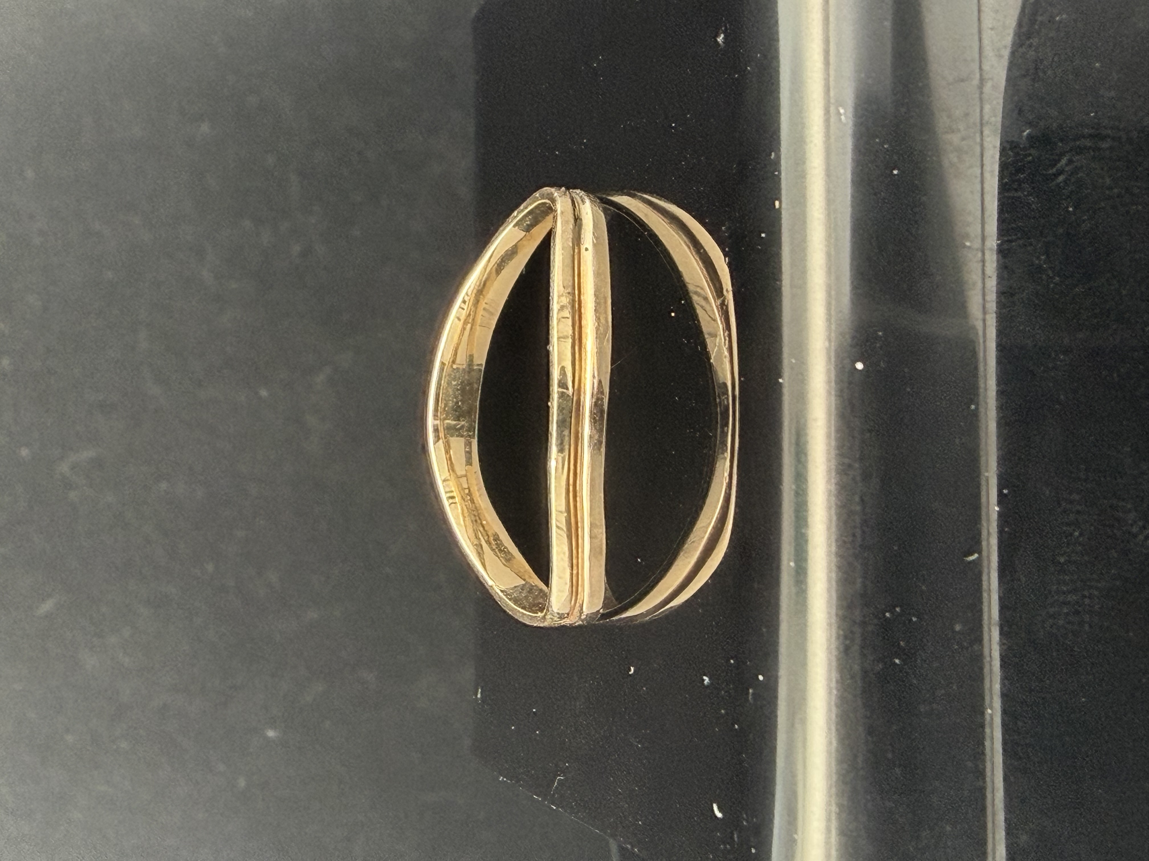 10k Yellow Gold Wave Ring