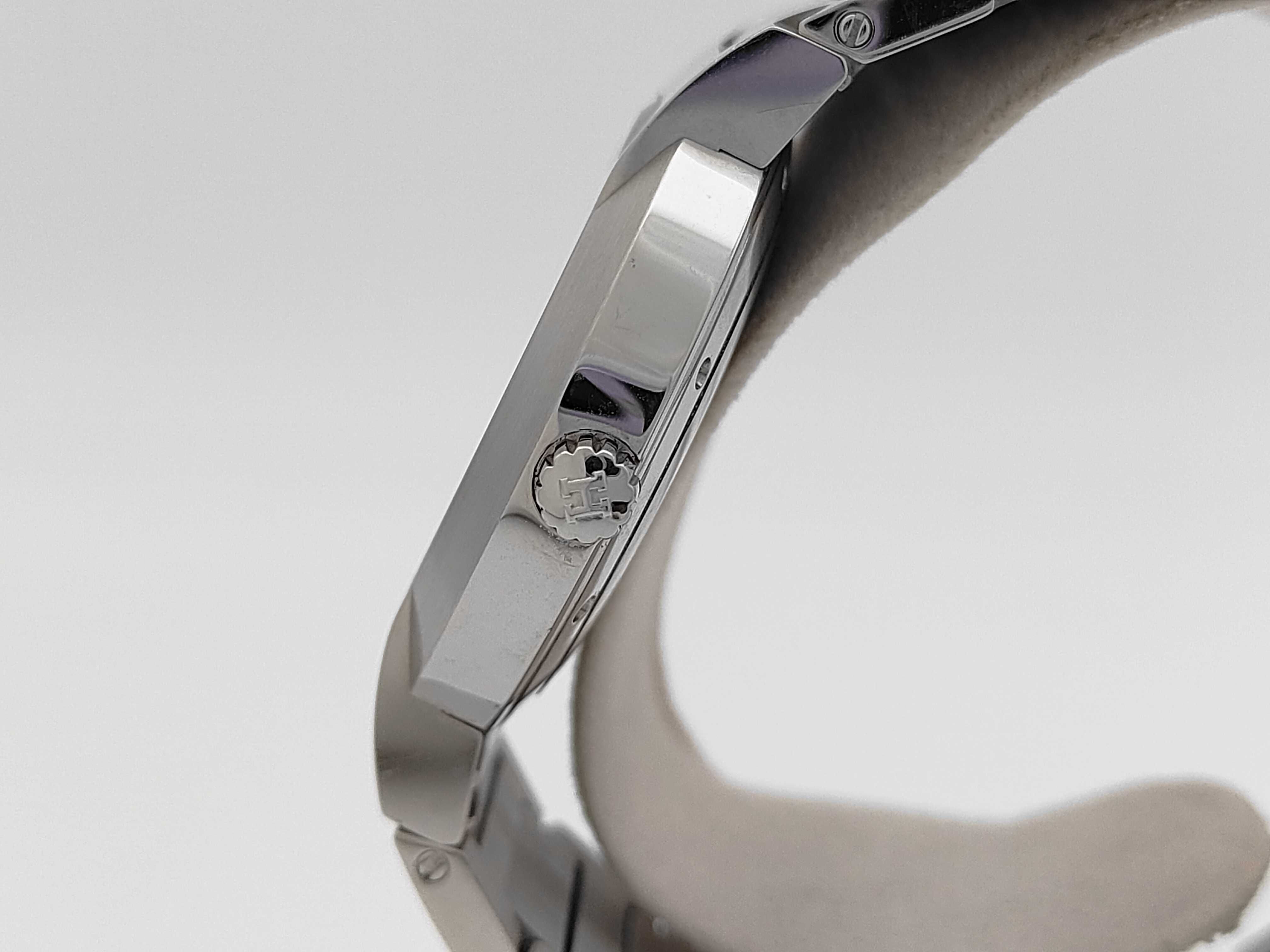 Hermes Nomade Stainless Steel Wristwatch NO1.710