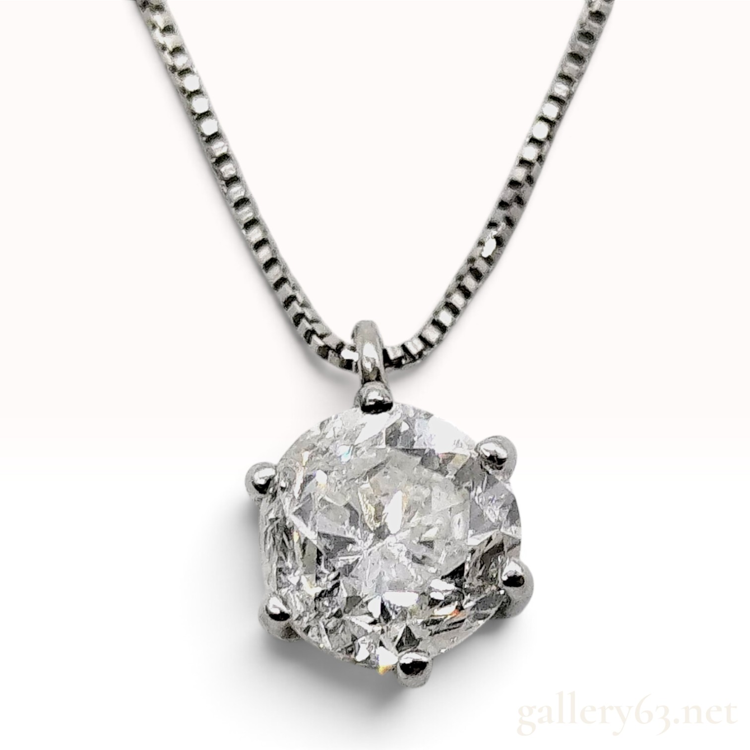 1.02 Carat Diamond and Pt850 Platinum Solitaire Pendant Necklace