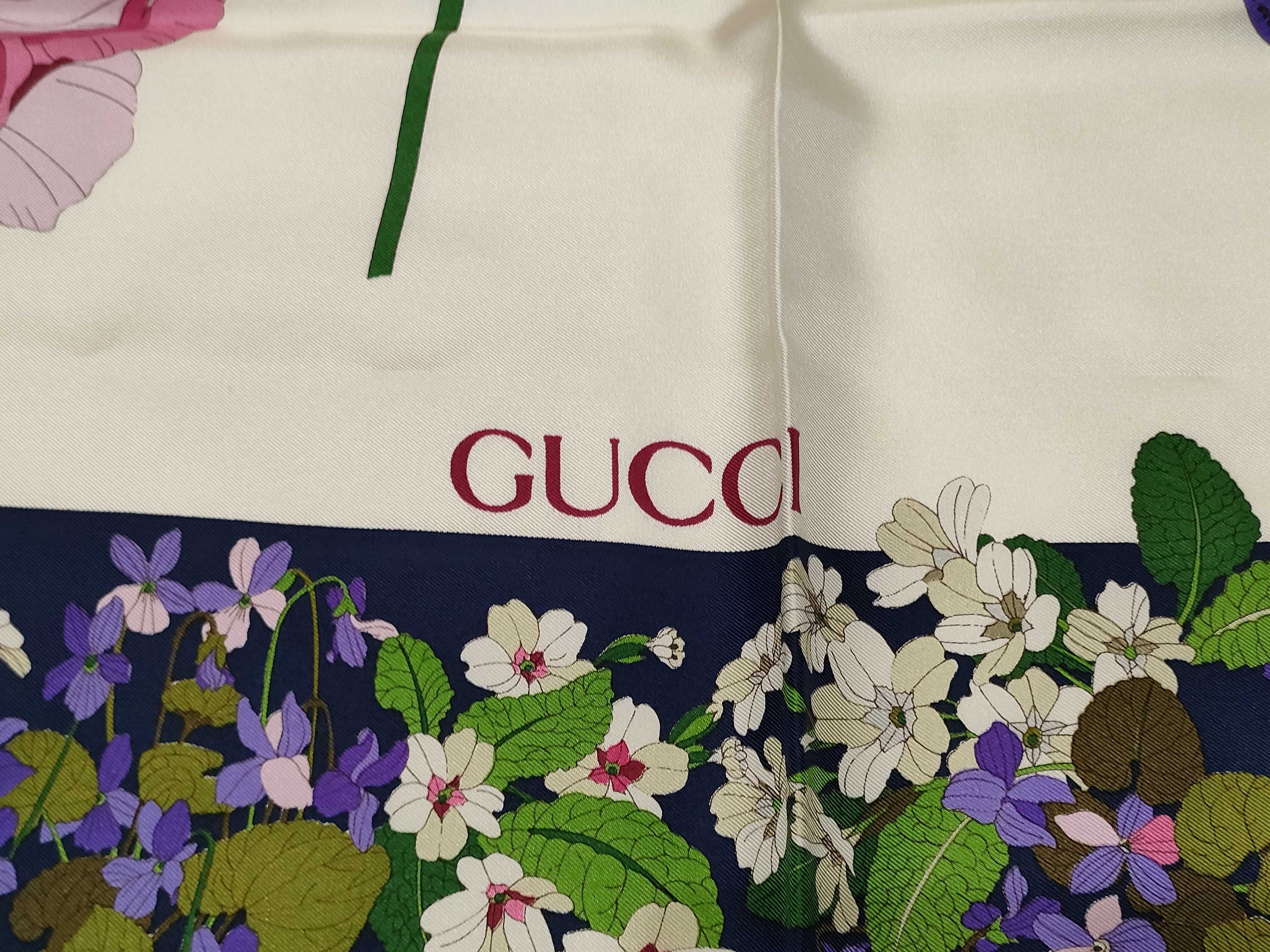 Gucci Flora Motif Silk Square Scarf