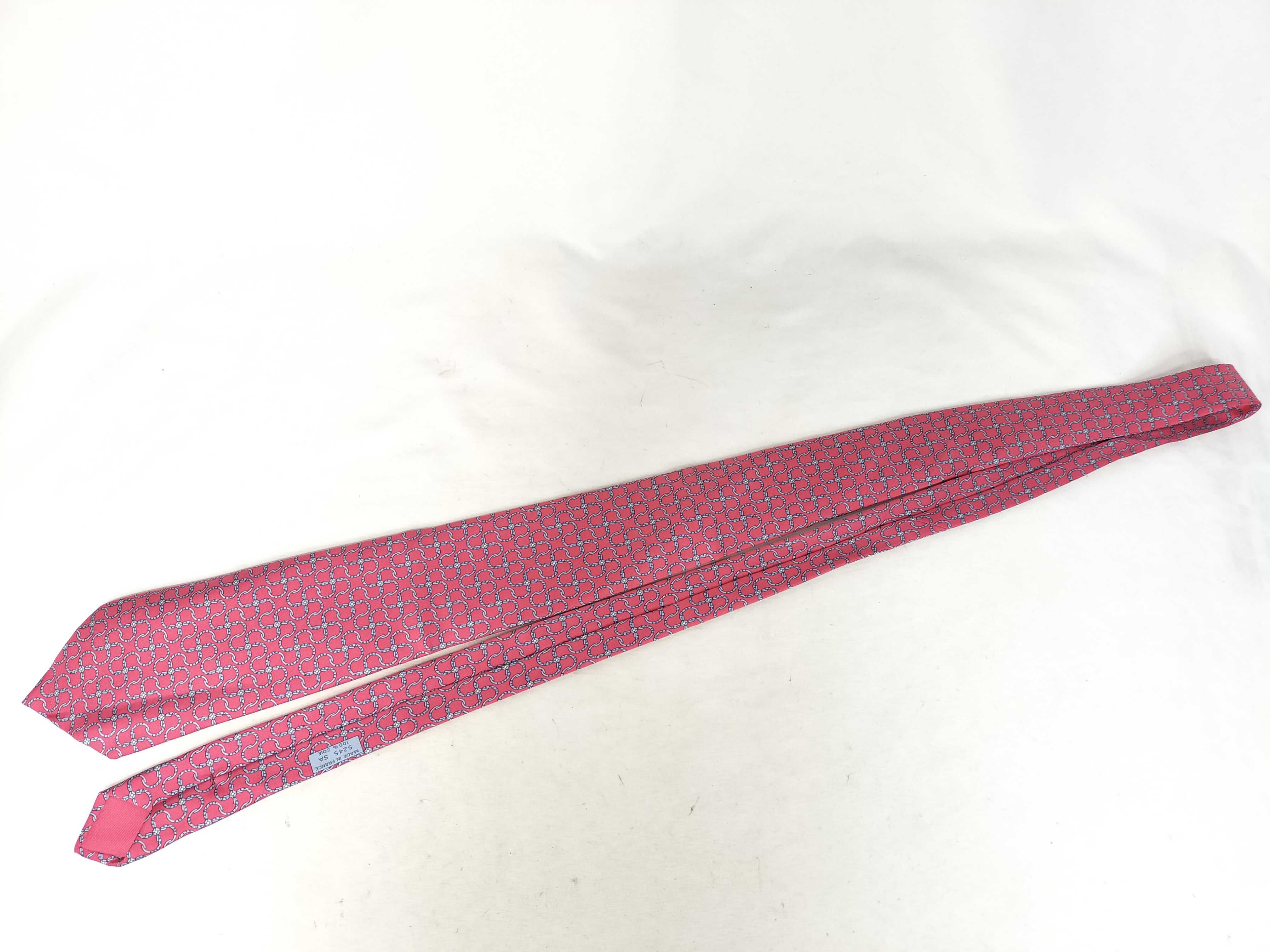 Hermes 100% Silk Geometric Chain Link Pattern Necktie 5245 SA
