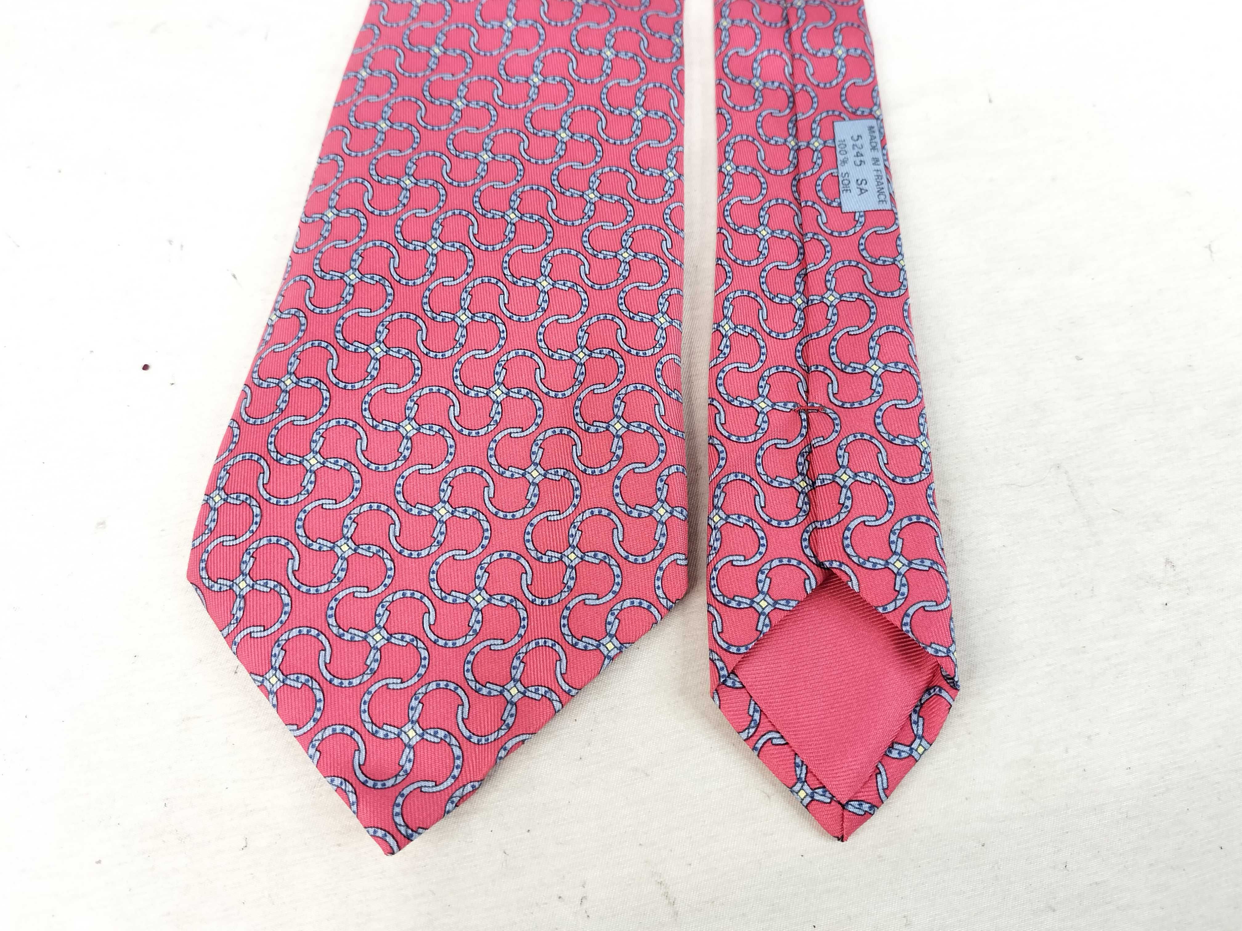 Hermes 100% Silk Geometric Chain Link Pattern Necktie 5245 SA