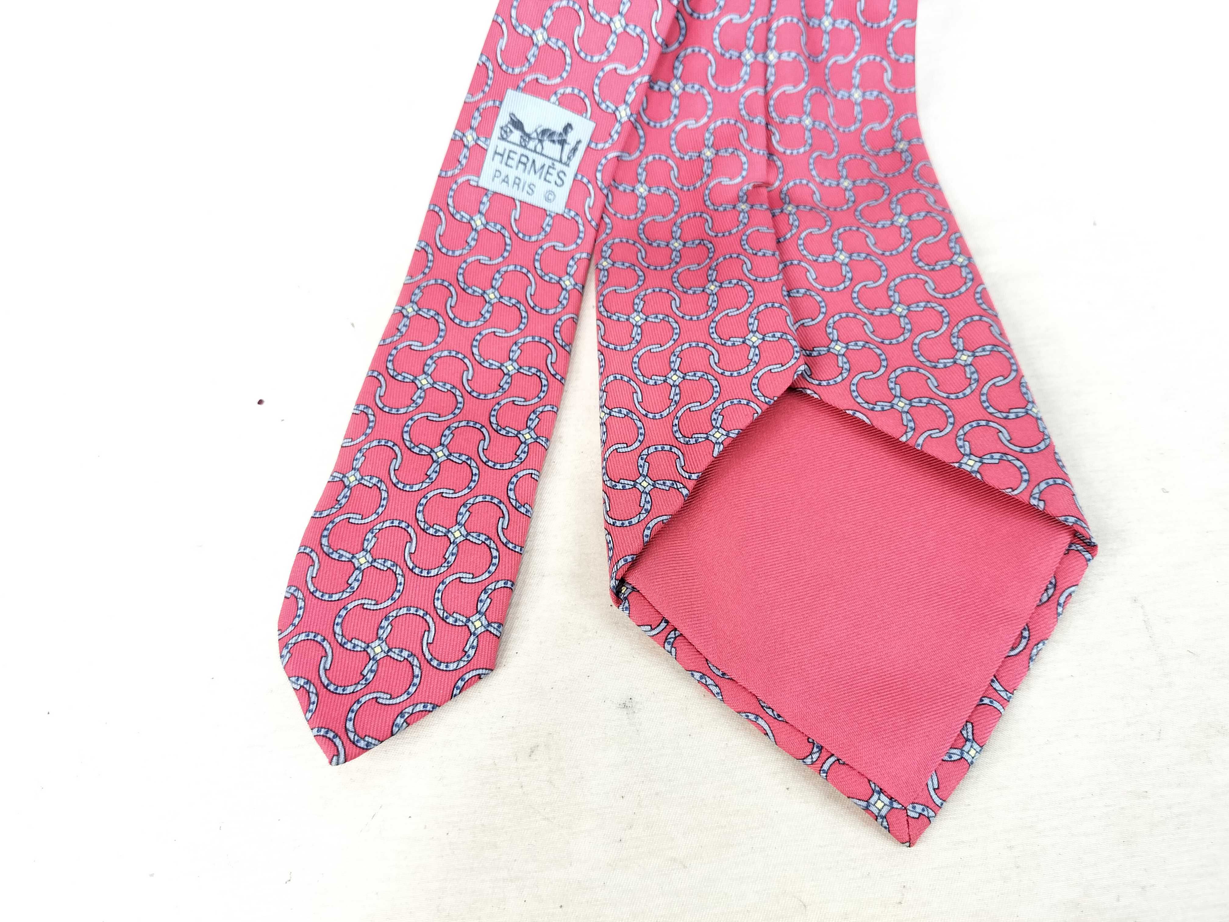 Hermes 100% Silk Geometric Chain Link Pattern Necktie 5245 SA