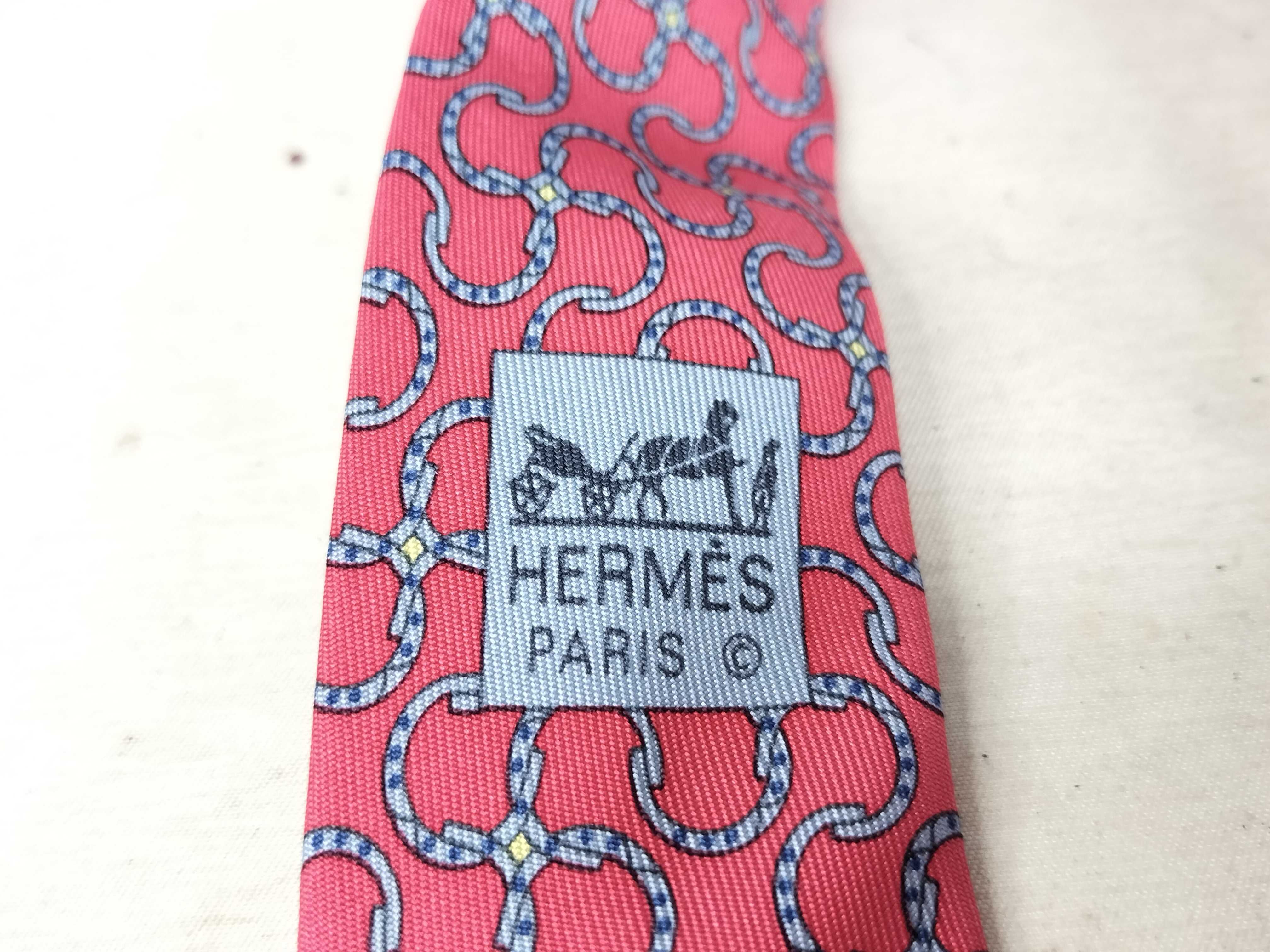 Hermes 100% Silk Geometric Chain Link Pattern Necktie 5245 SA