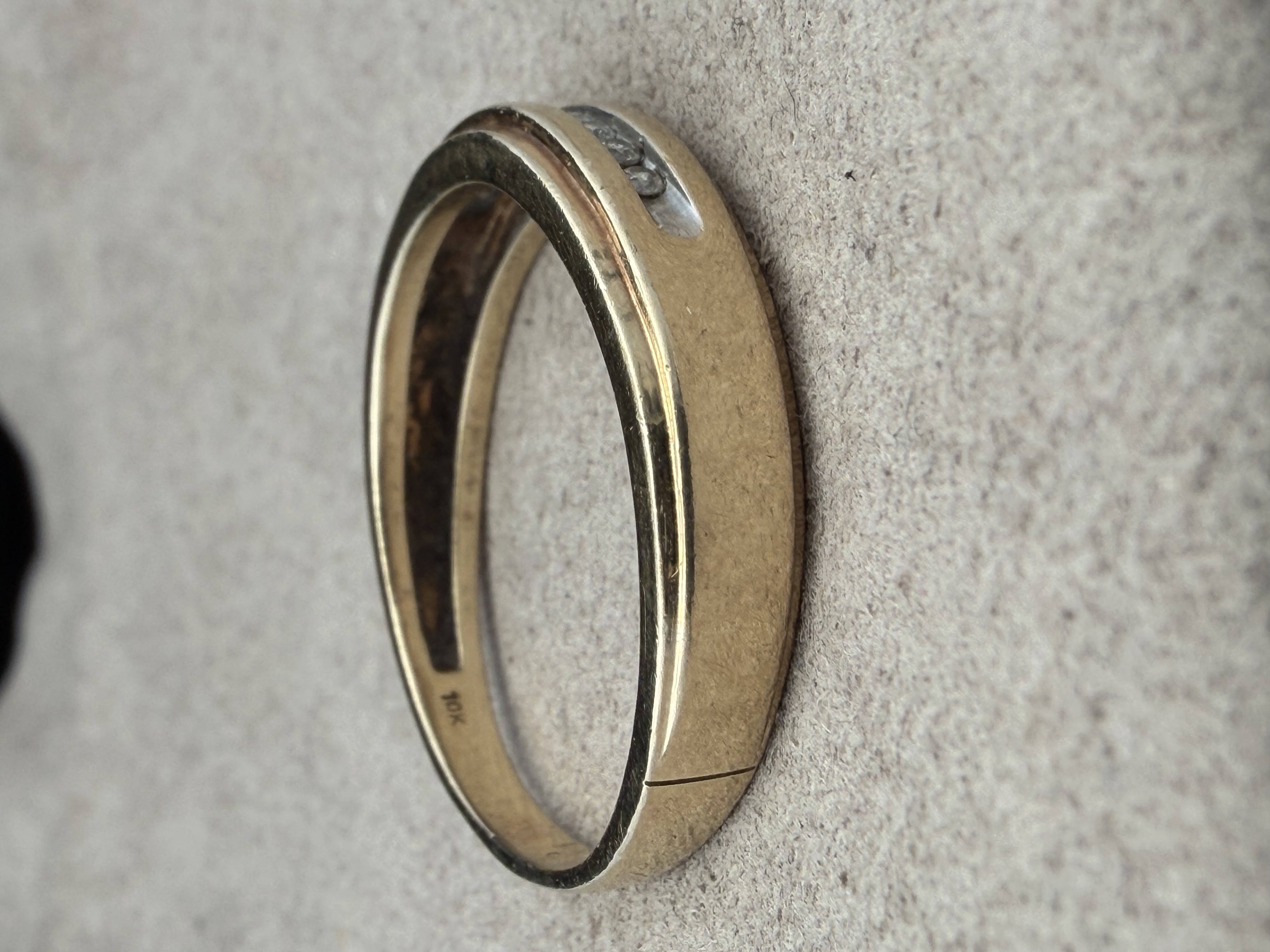 10k Diamond Ring