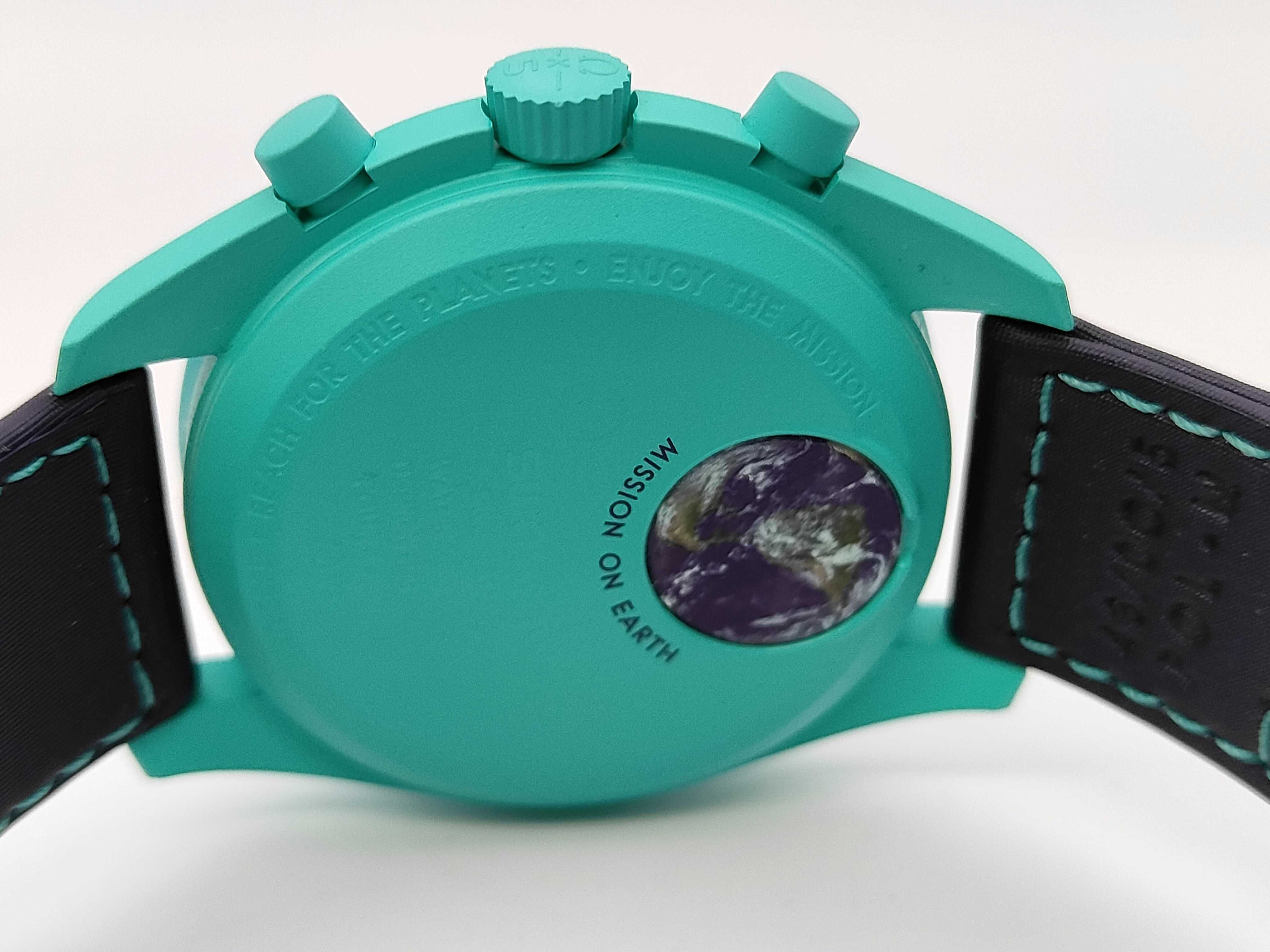 Omega x Swatch MoonSwatch Mission on Earth Polar Lights Bioceramic Wristwatch Ref. SO33L103