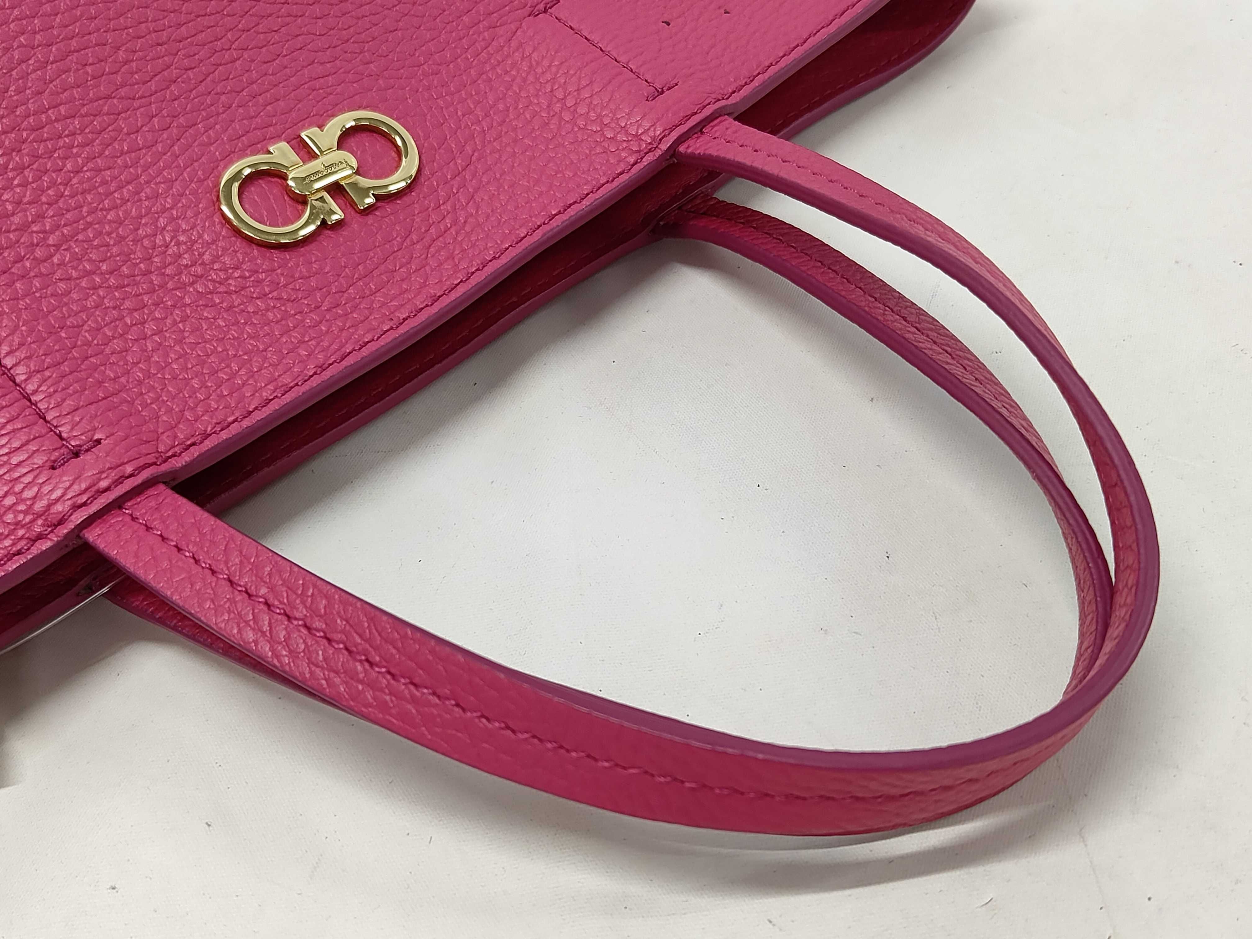 Salvatore Ferragamo Fuchsia Pebbled Leather Gancini Tote Bag