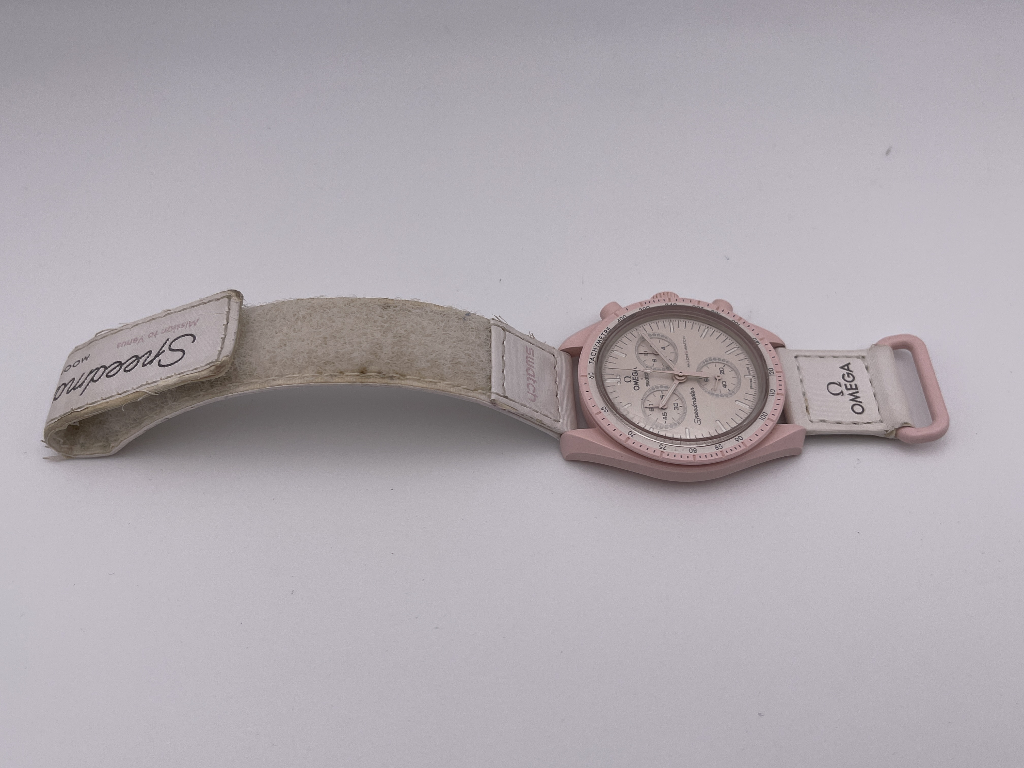 Omega x Swatch Bioceramic MoonSwatch Mission to Venus SO33P100