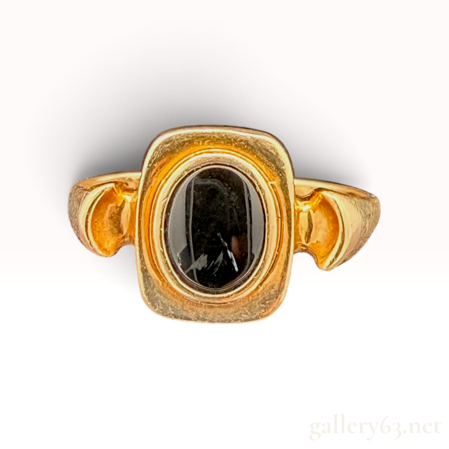 10k Yellow Gold Onyx Ring