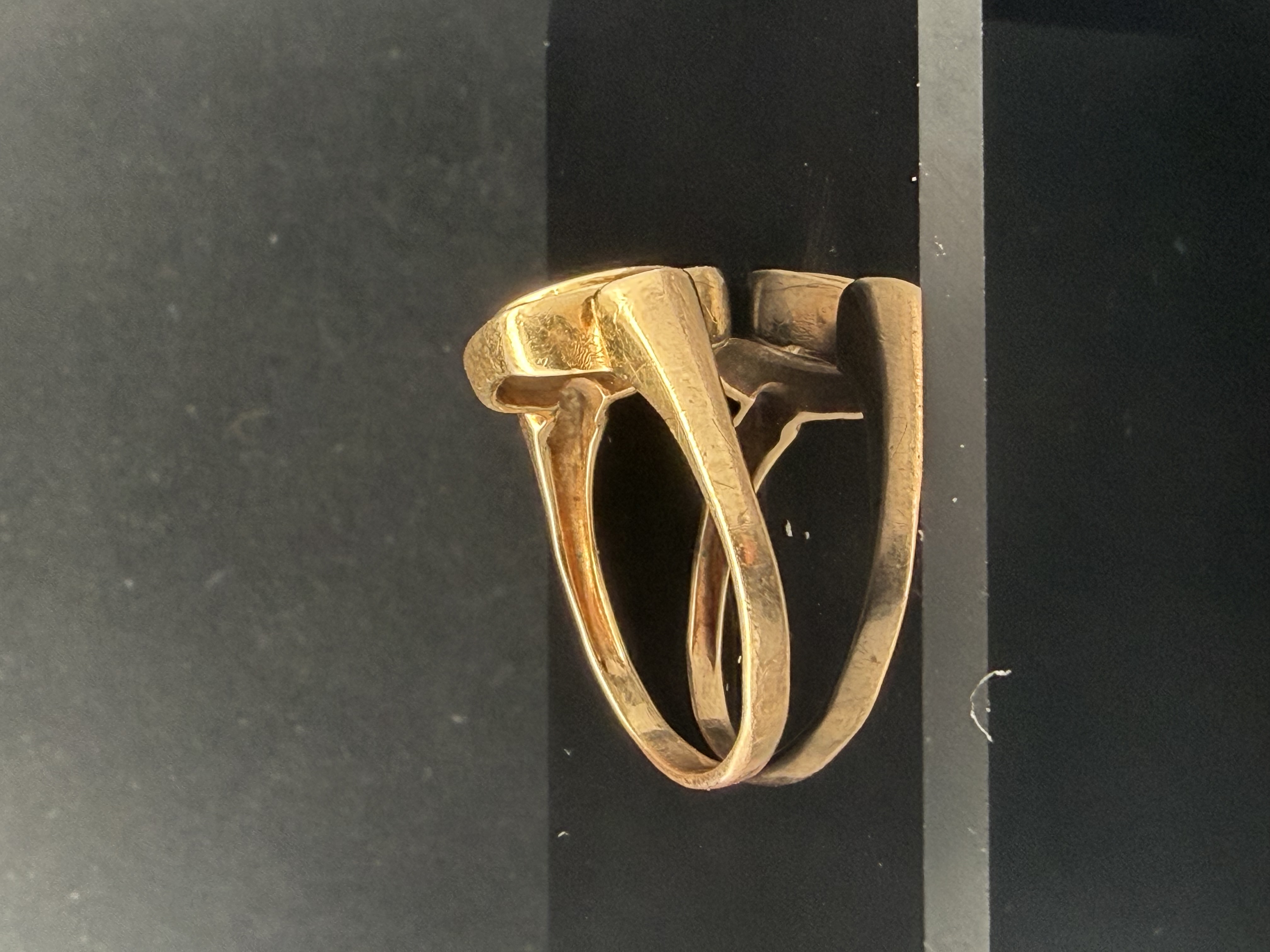 10k Yellow Gold Onyx Ring