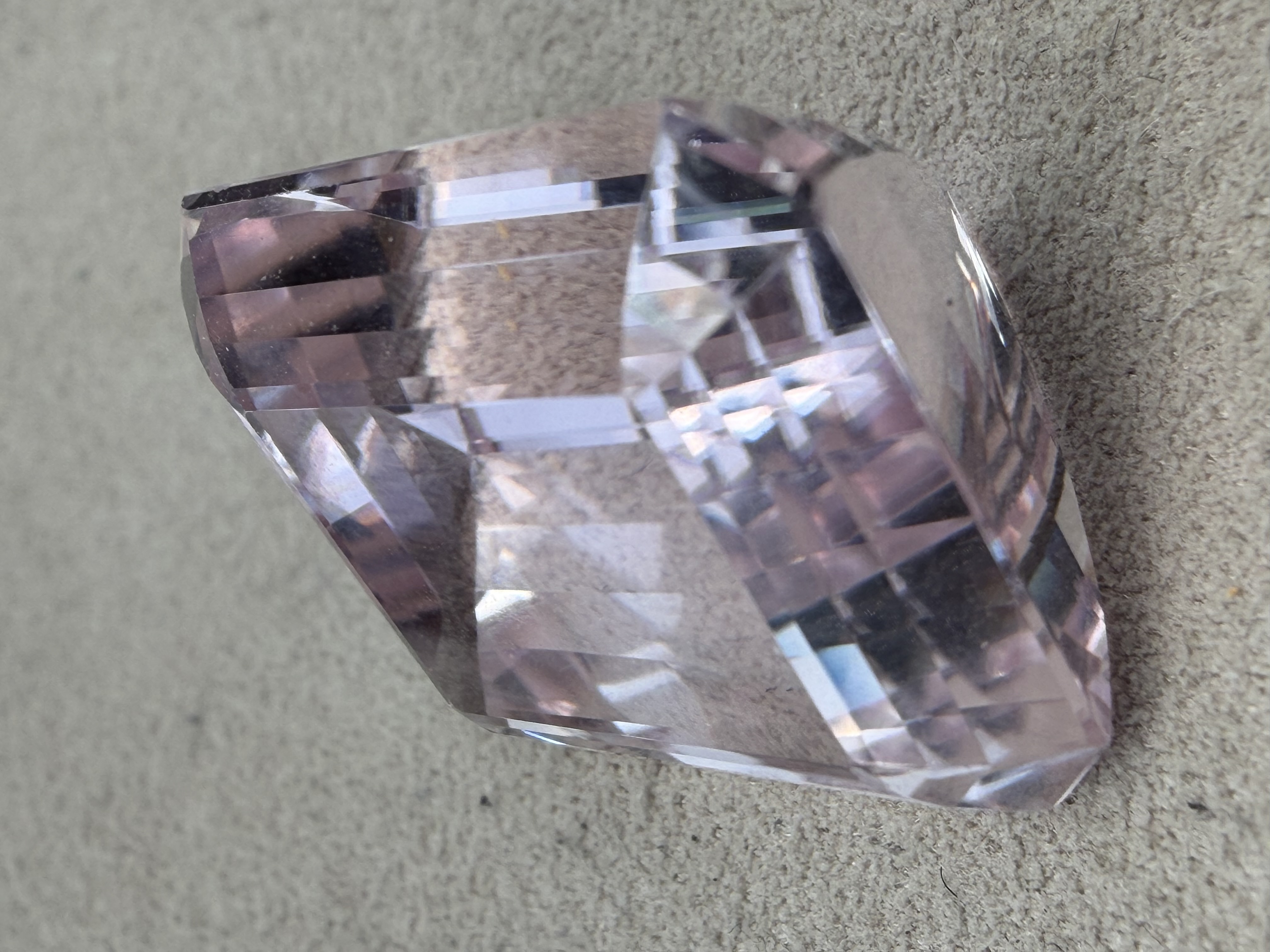 40 Carat Natural Kunzite