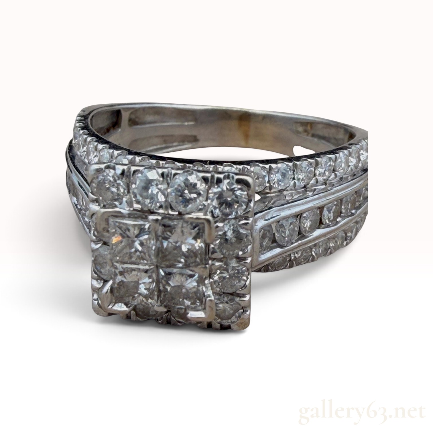 14k White Gold Diamond Ring