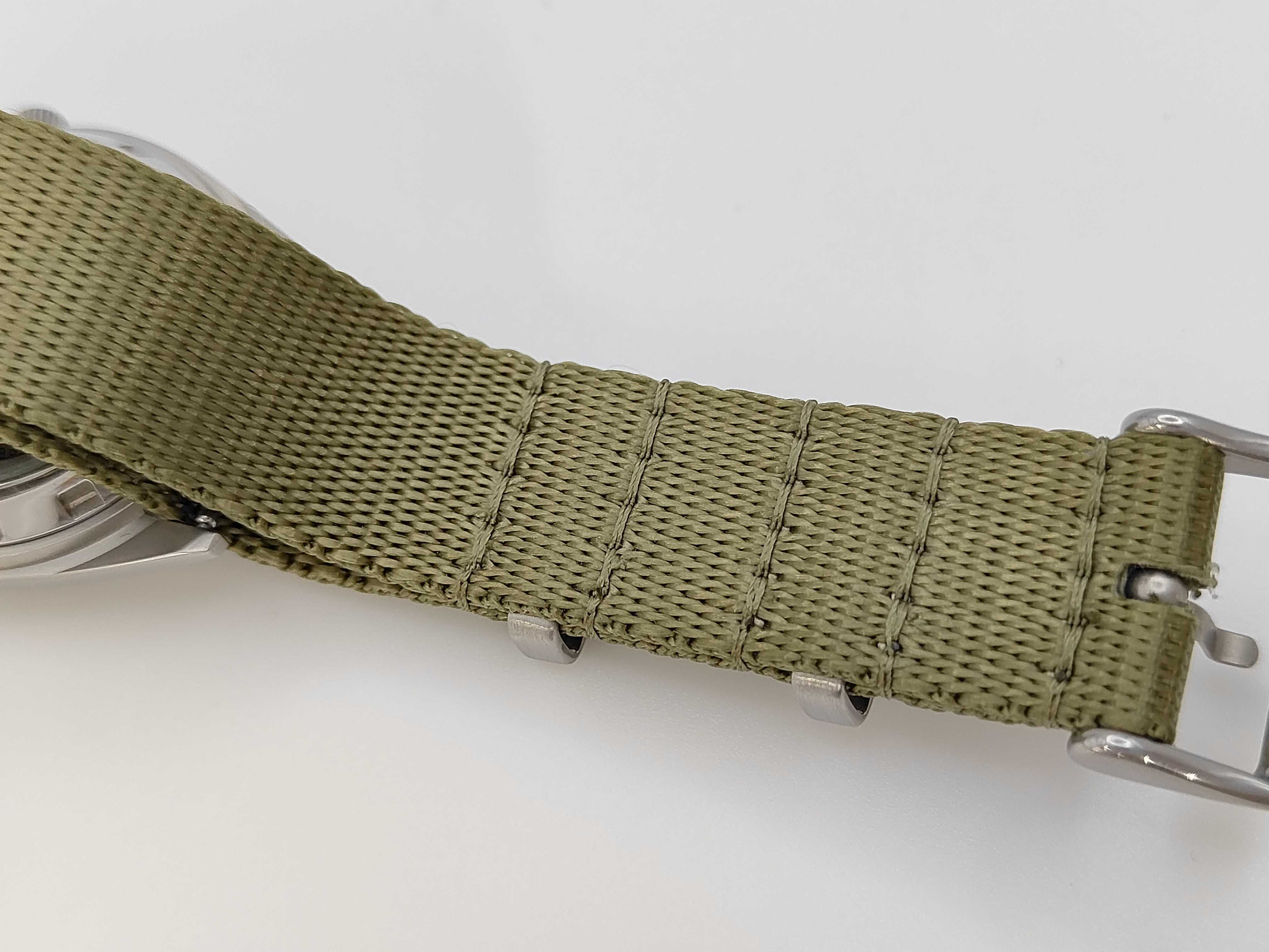 Seiko 5 Military Field Watch SKX425 Automatic Wristwatch