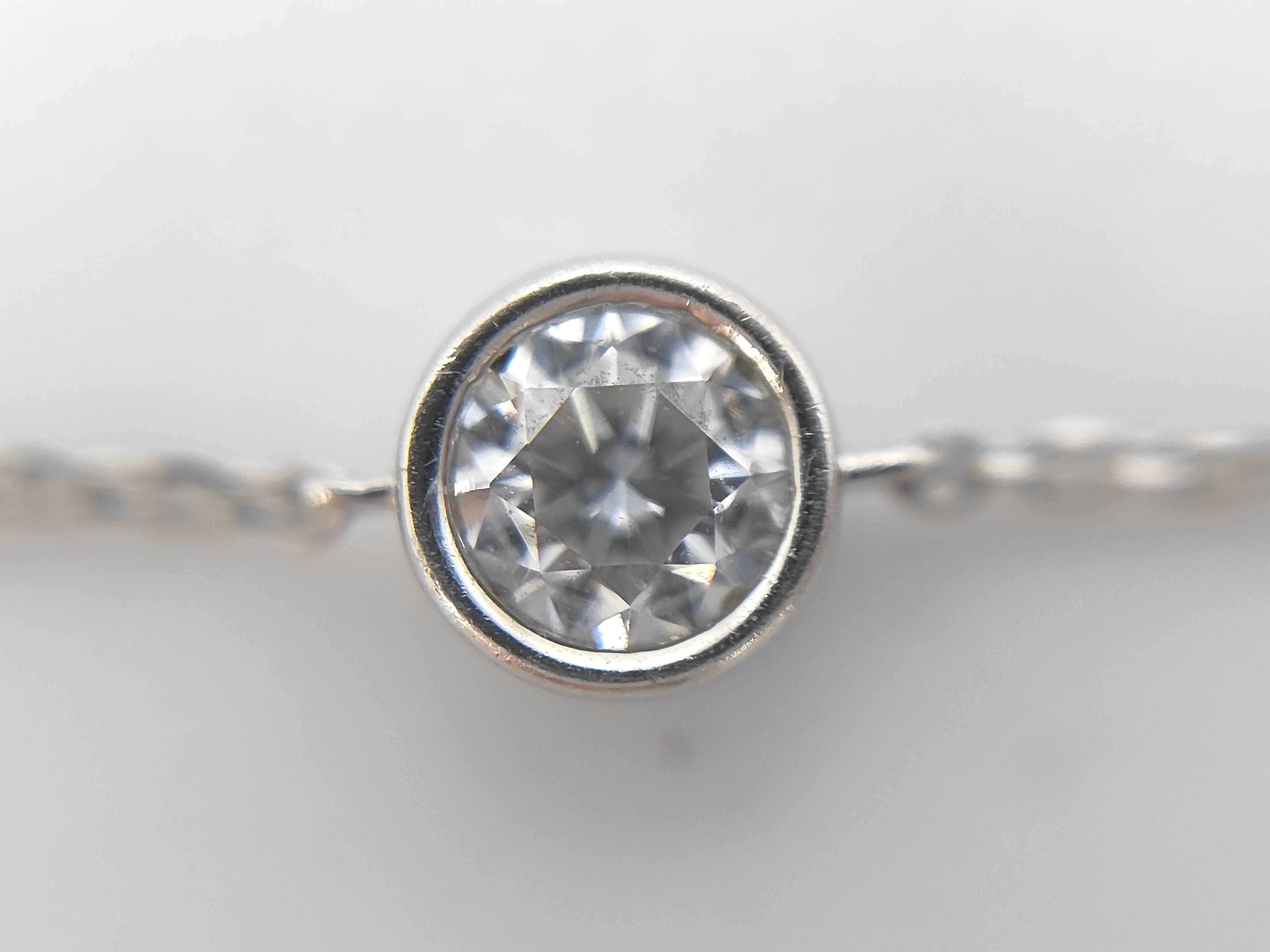 Ponte Vecchio Platinum and 0.15 Carat Diamond Solitaire Bracelet