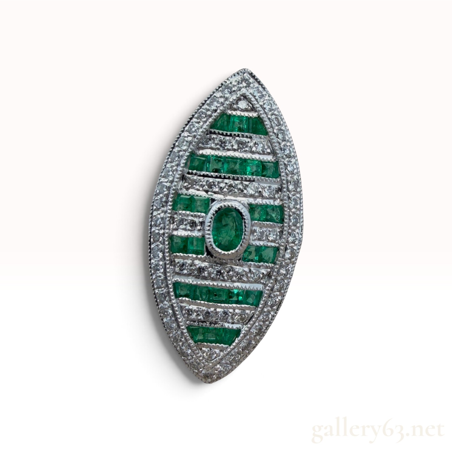 18k White Gold Emerald and Diamond Ring