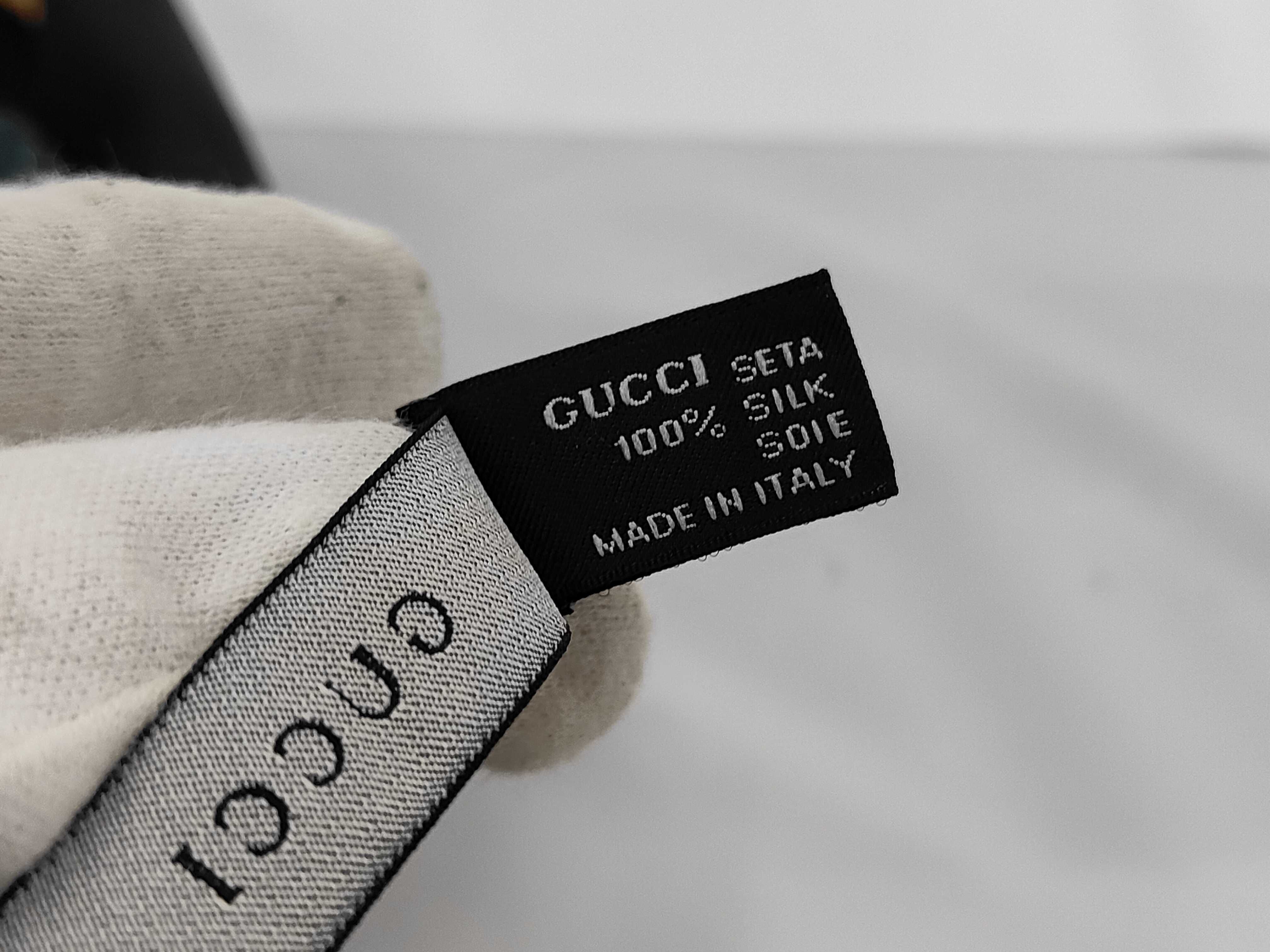 Gucci Bamboo Chain and Web Stripe Silk Scarf