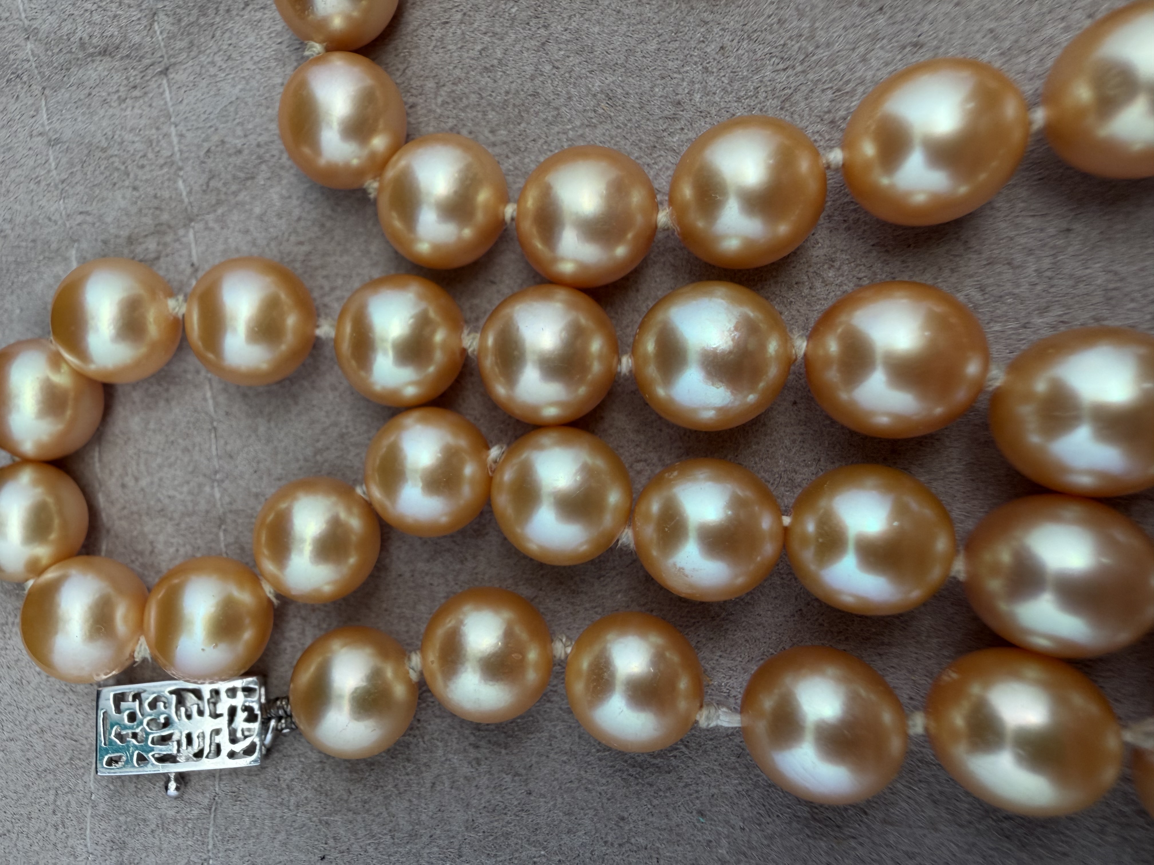 Golden South Sea Pearl Strand